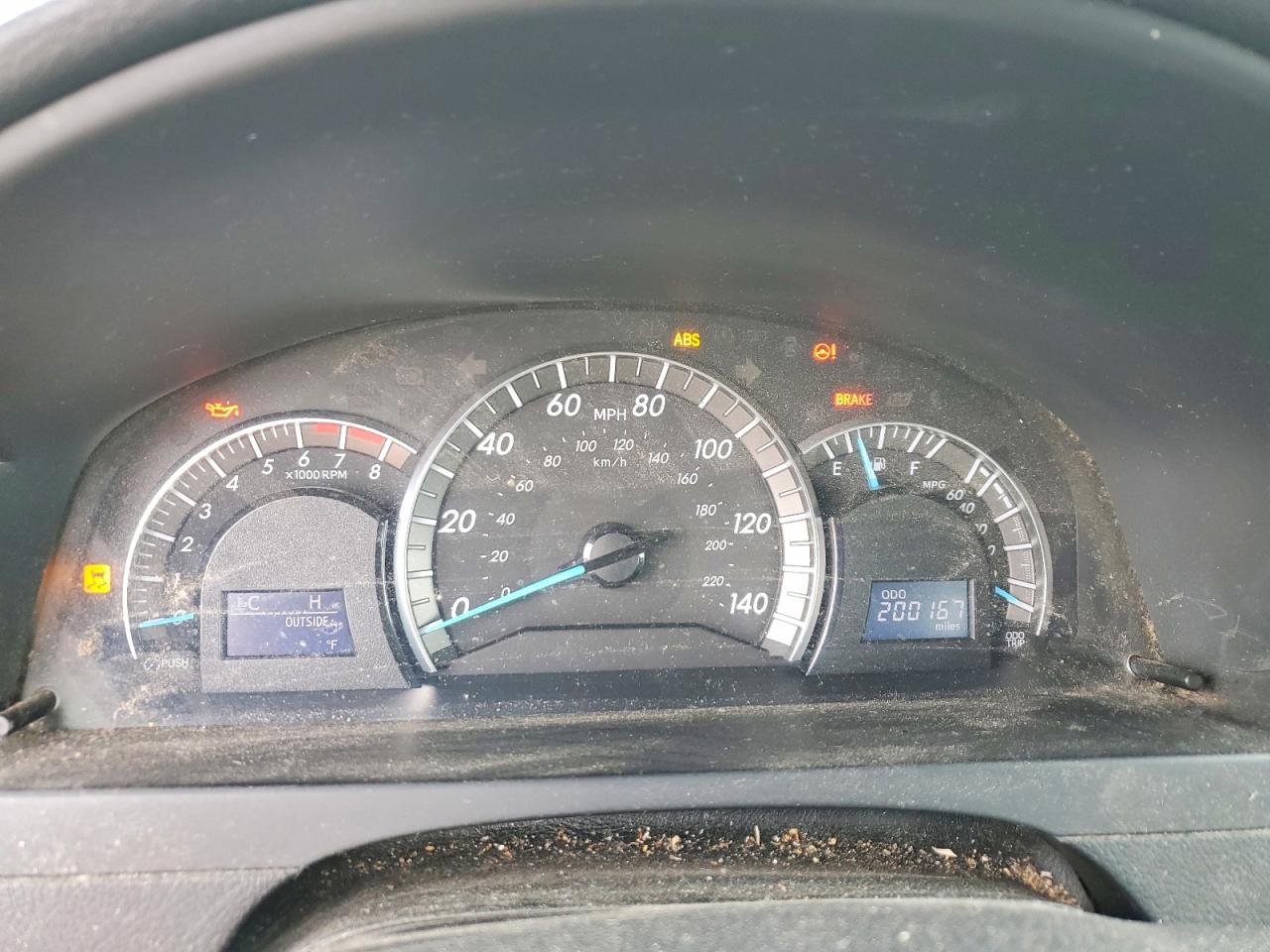 2013 TOYOTA CAMRY L photo 25
