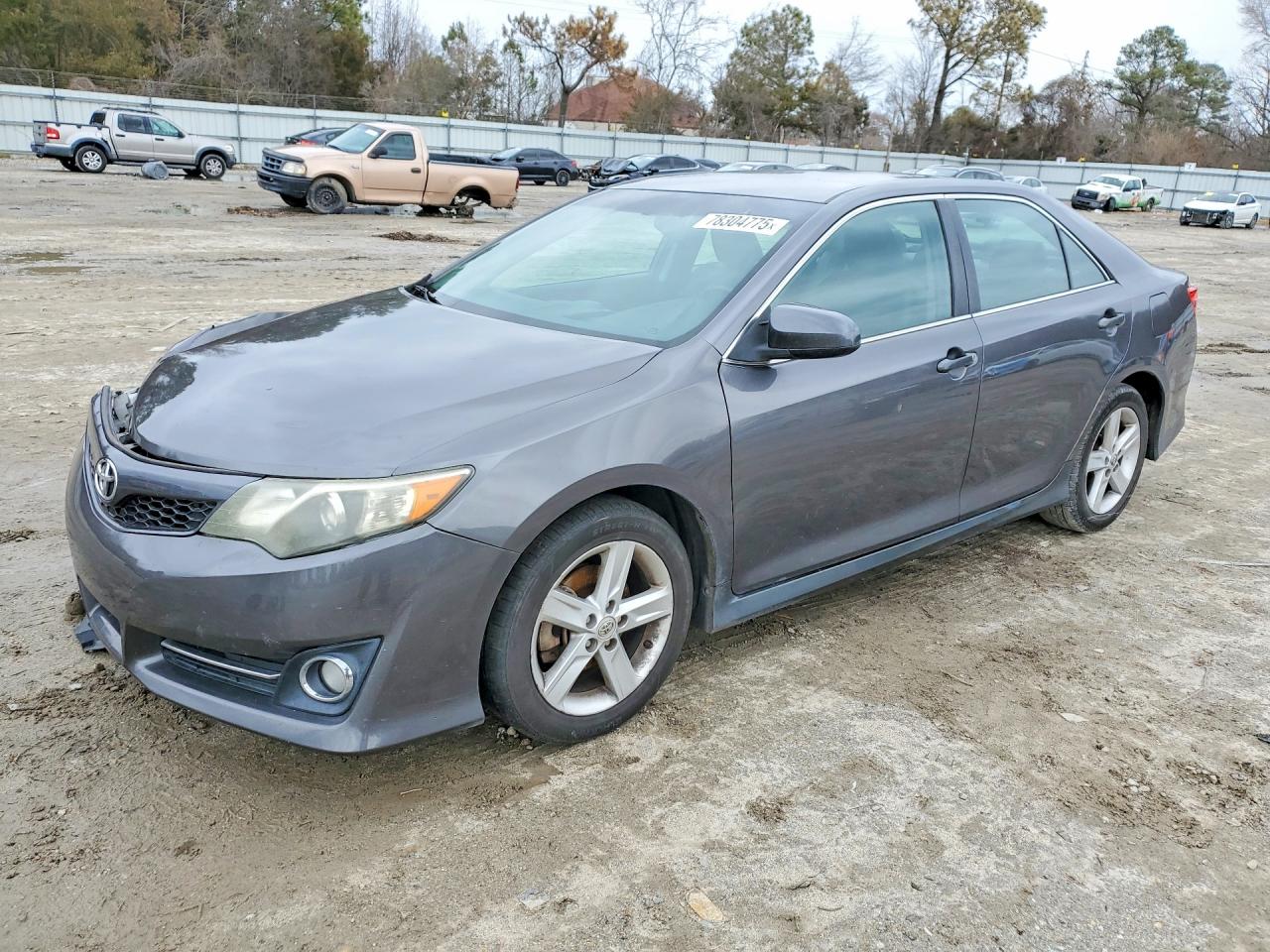 2013 TOYOTA CAMRY