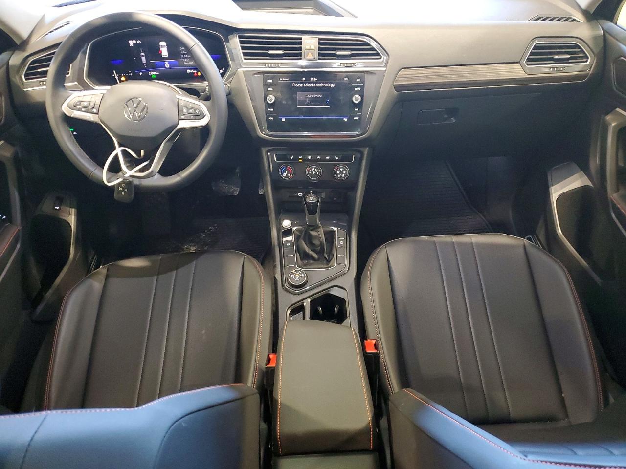2024 VOLKSWAGEN TIGUAN WOLFSBURG photo 8