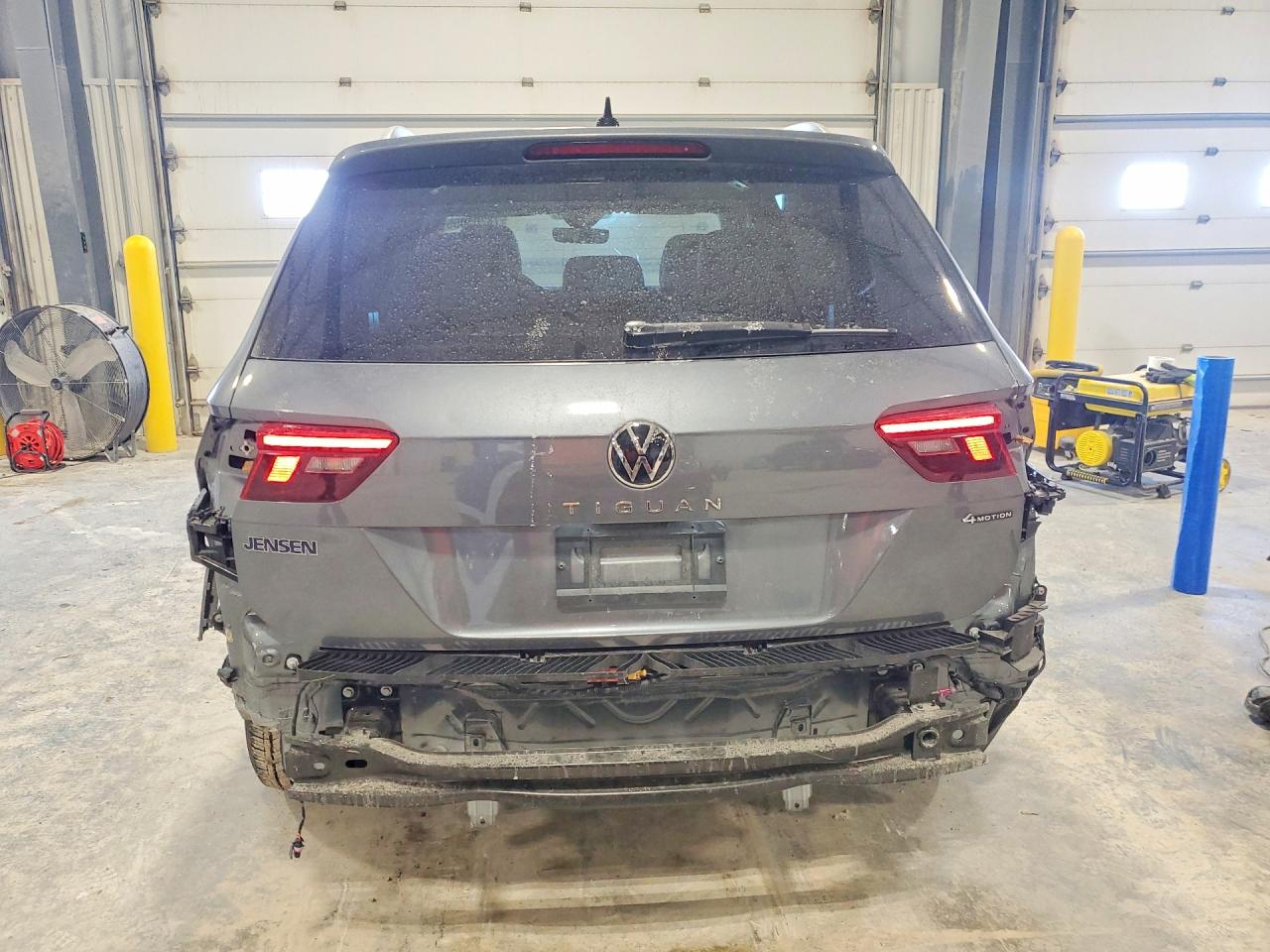 2024 VOLKSWAGEN TIGUAN WOLFSBURG photo 6
