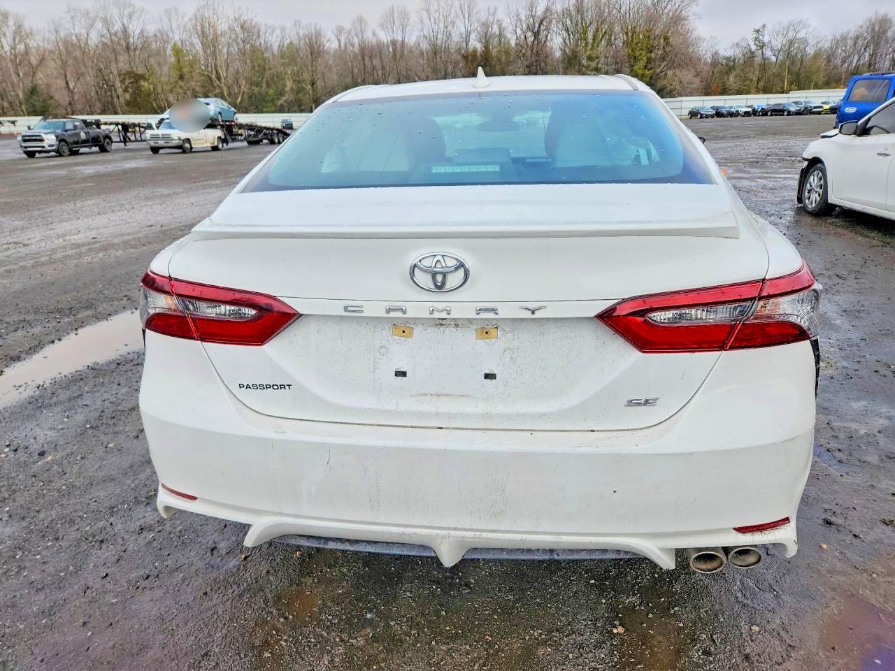 2022 TOYOTA CAMRY SE photo 11