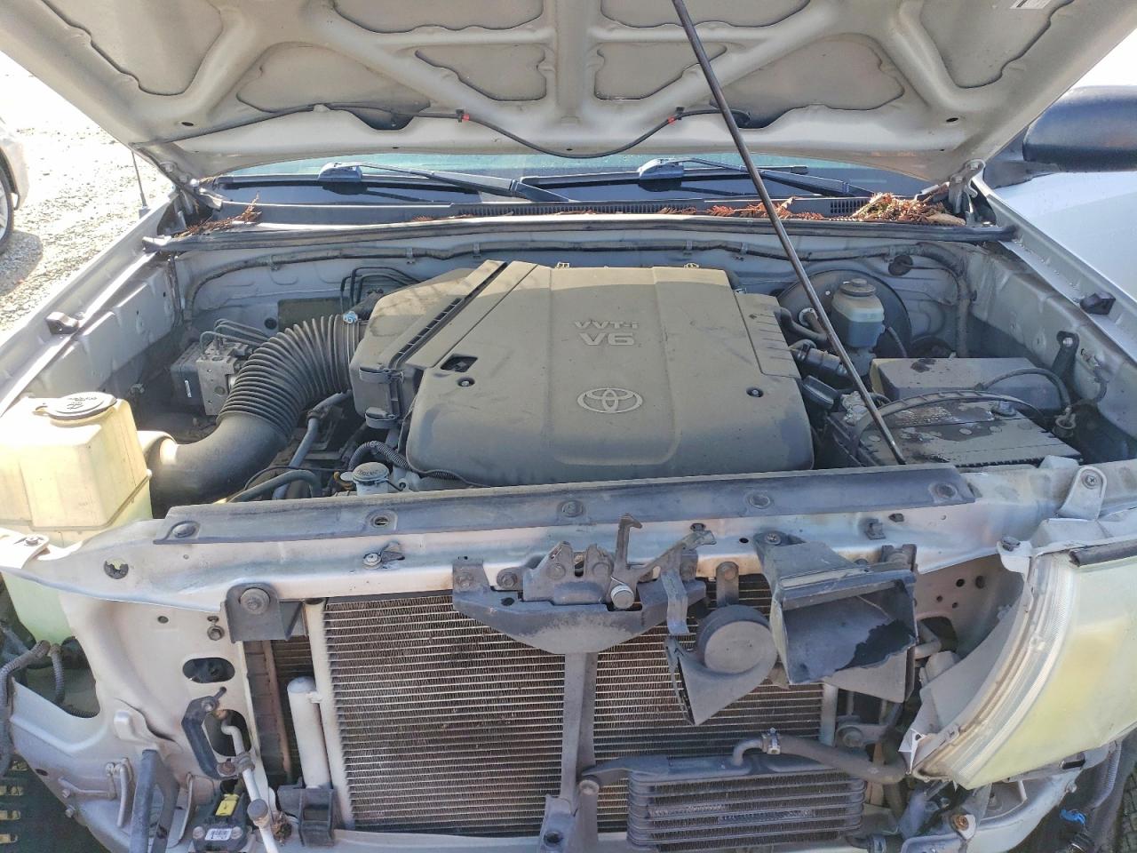 2006 TOYOTA TACOMA photo 21
