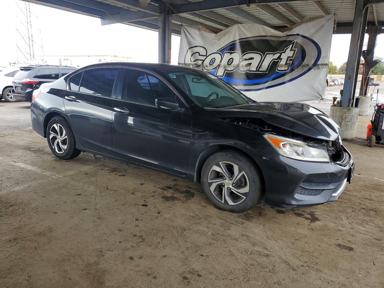 2016 HONDA ACCORD LX photo 10