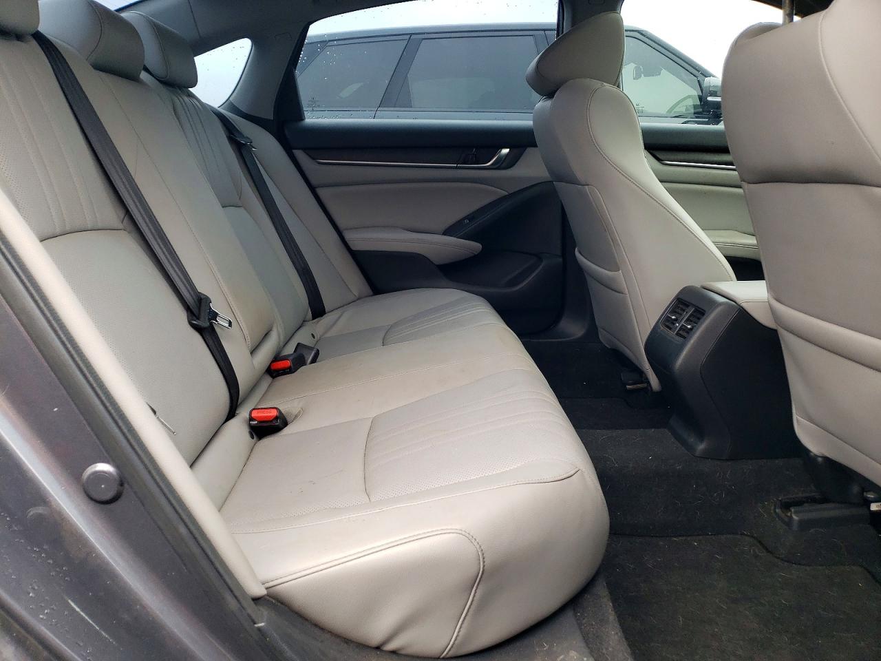 2018 HONDA ACCORD EXL photo 19