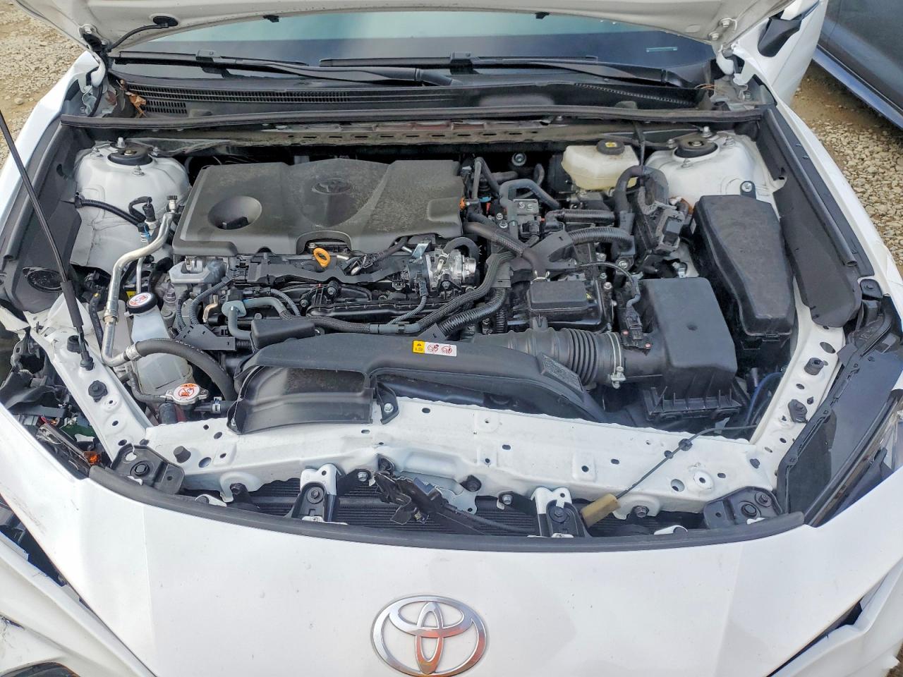 2025 TOYOTA CAMRY photo 11