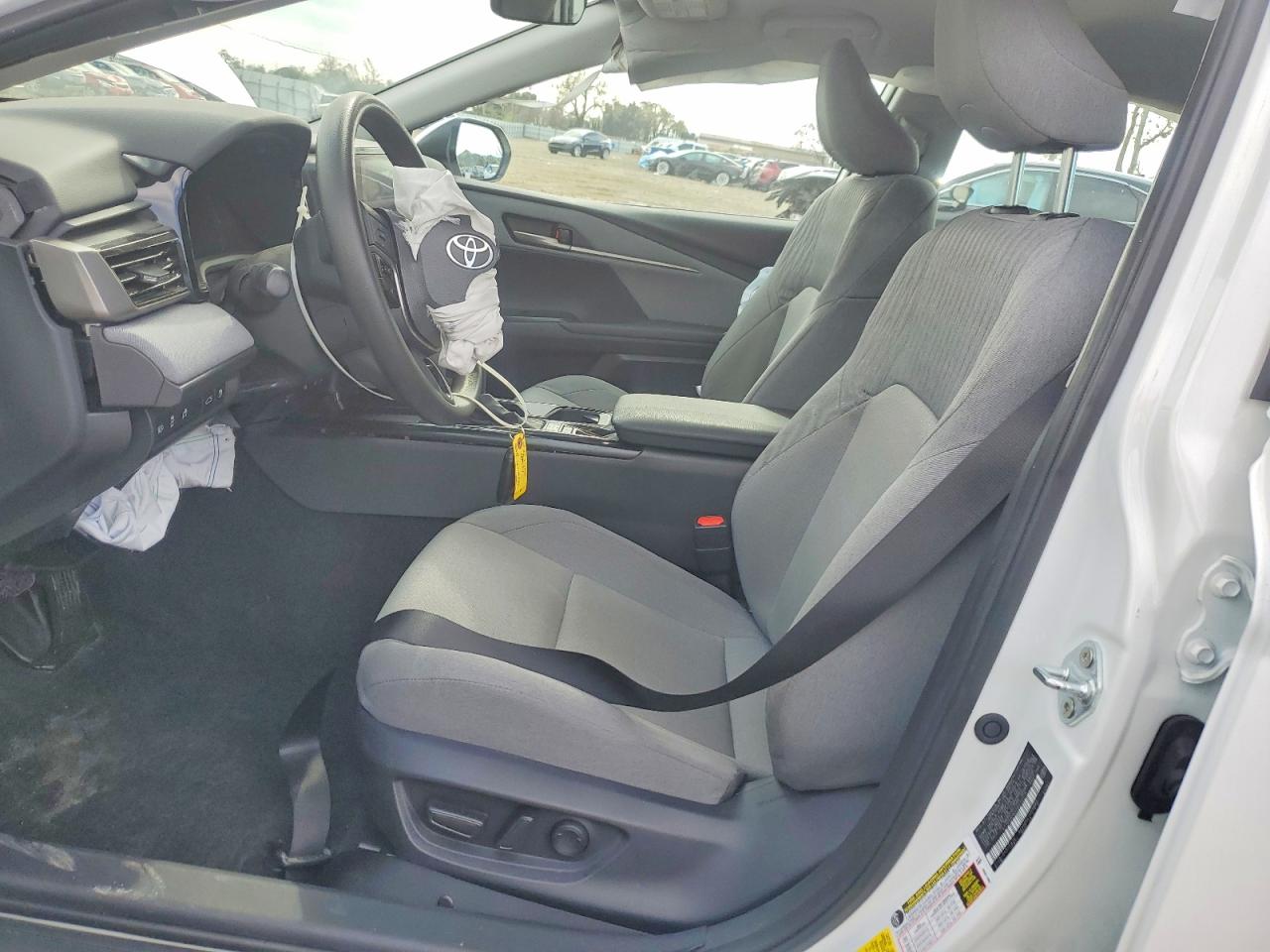 2025 TOYOTA CAMRY photo 7