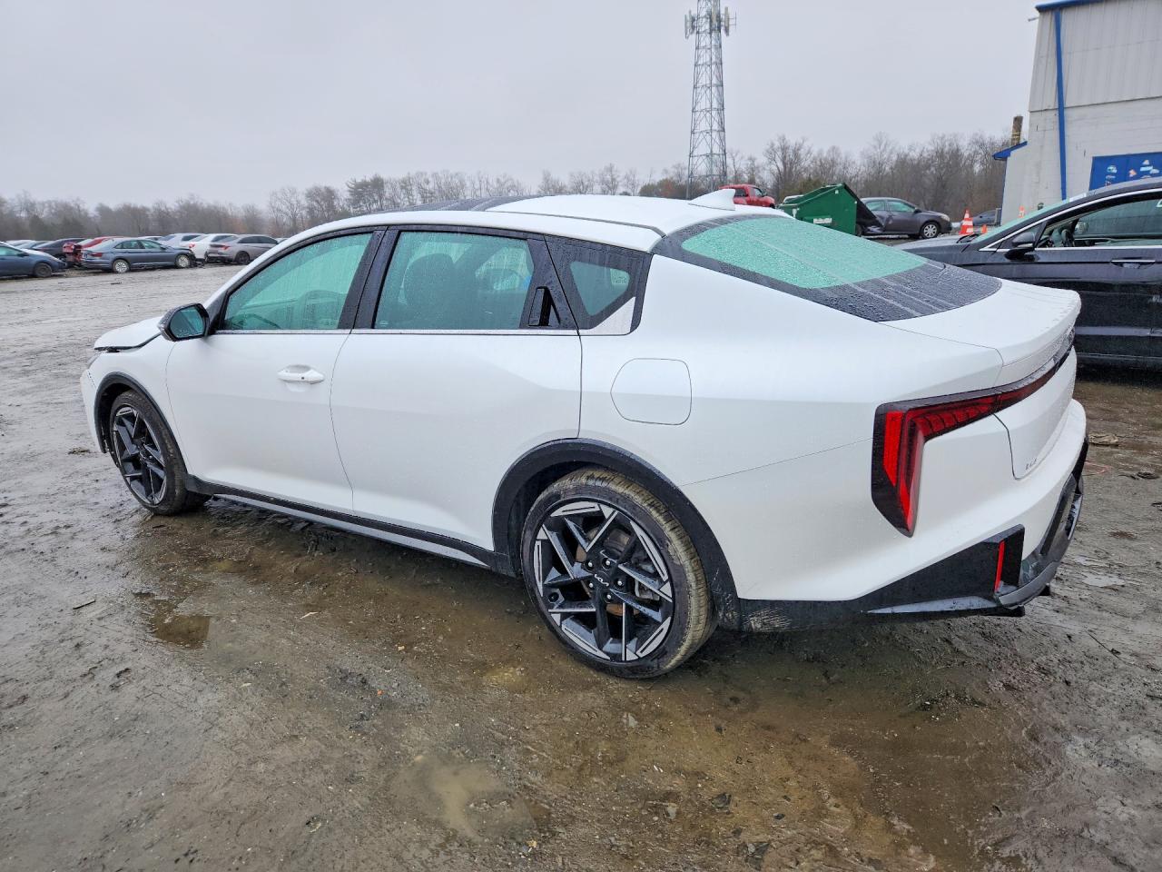 2025 KIA K4 GT LINE photo 4