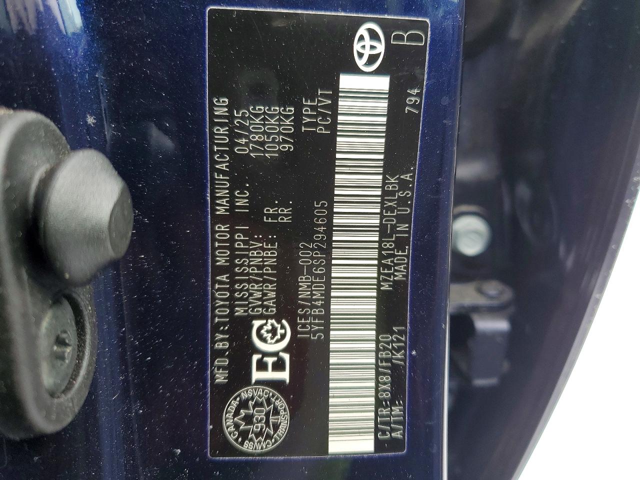 2025 TOYOTA COROLLA LE photo 13