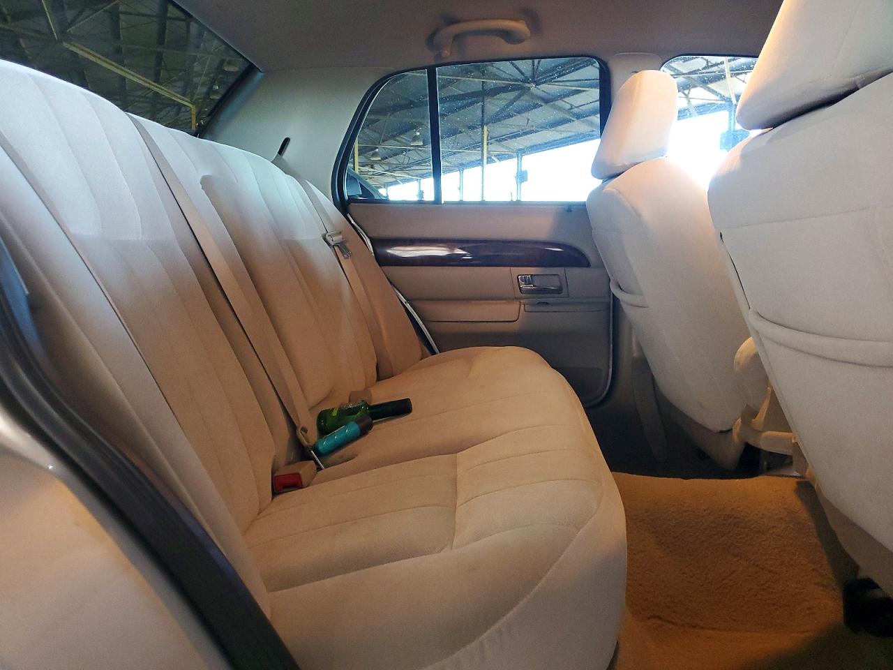 2007 MERCURY GRAND MARQUIS GS photo 10