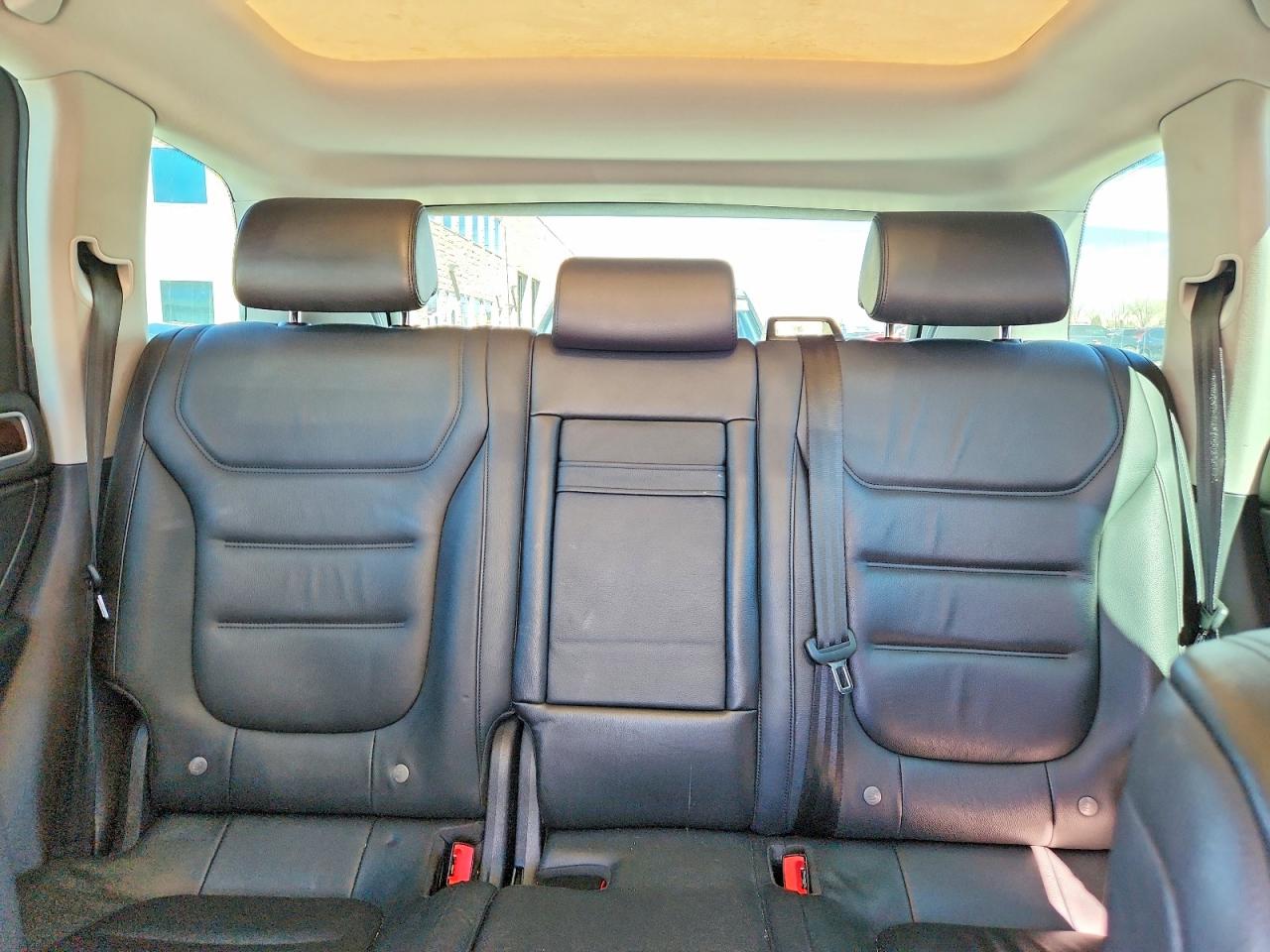 2014 VOLKSWAGEN TOUAREG V6 TDI photo 10