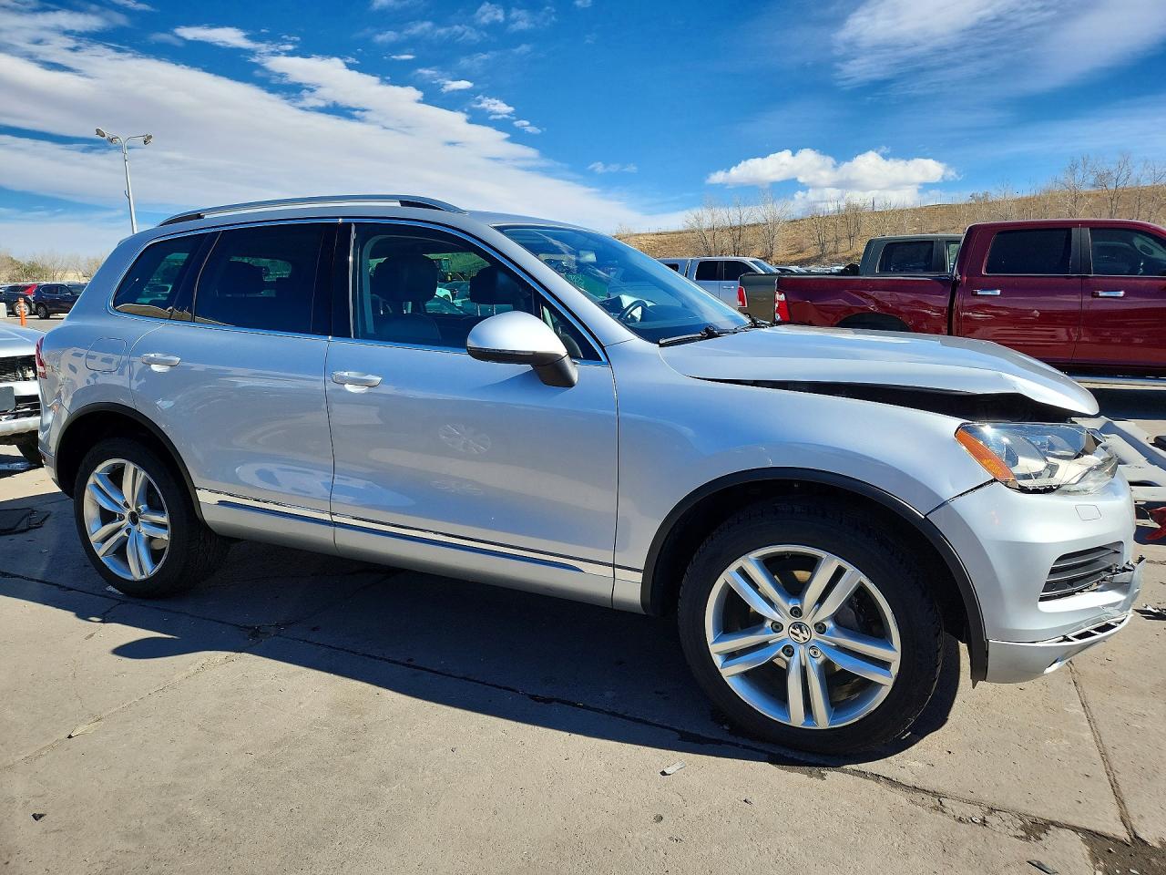 2014 VOLKSWAGEN TOUAREG V6 TDI photo 4