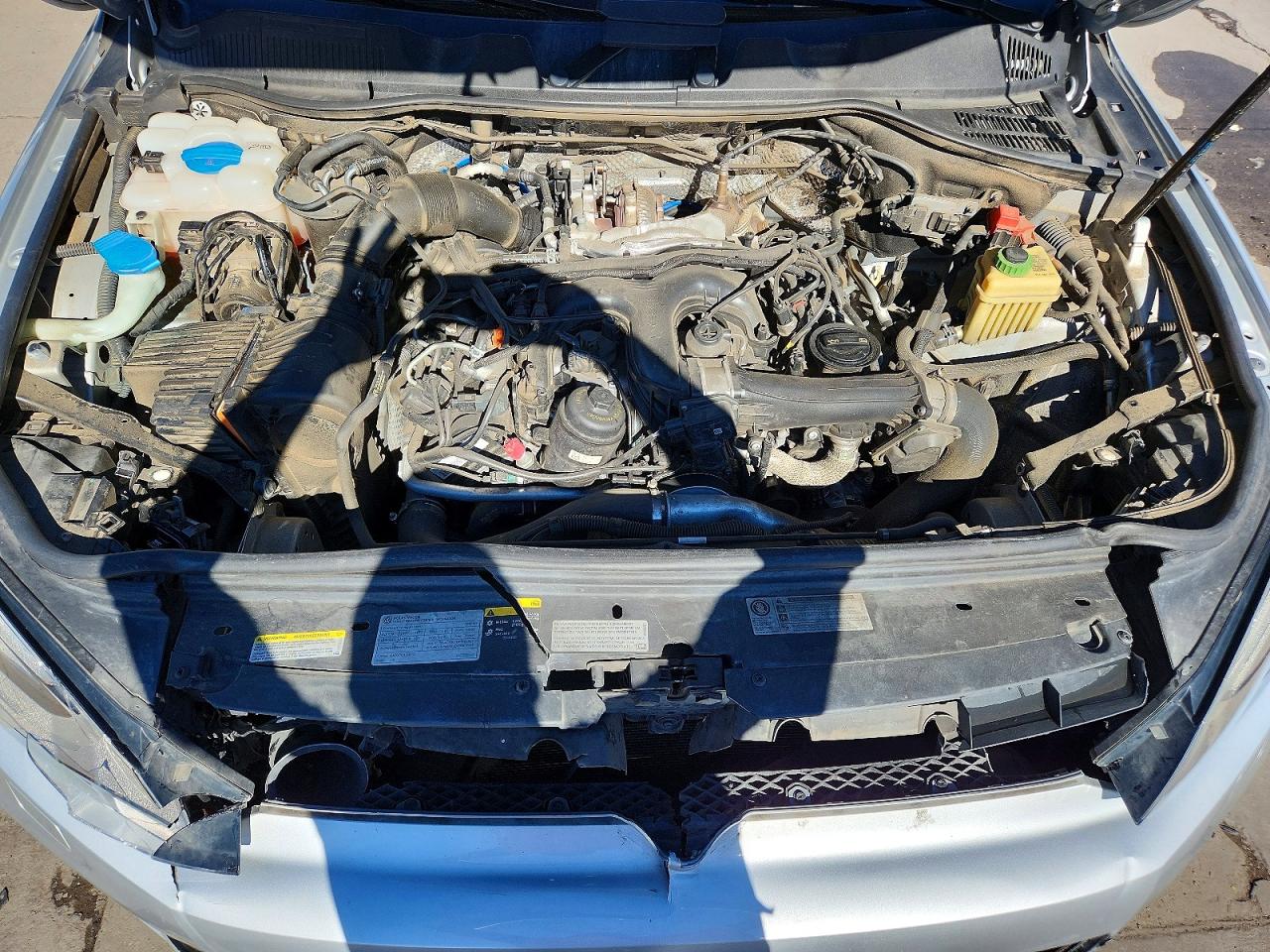 2014 VOLKSWAGEN TOUAREG V6 TDI photo 12