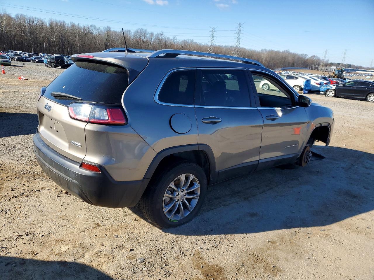 2021 JEEP CHEROKEE LATITUDE PLUS photo 5