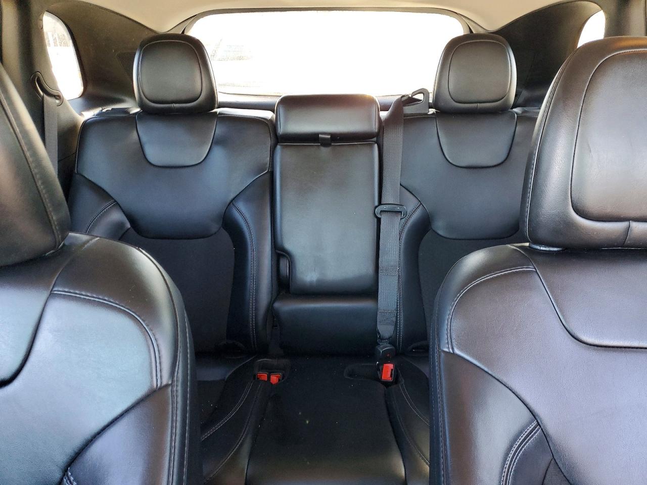 2021 JEEP CHEROKEE LATITUDE PLUS photo 19
