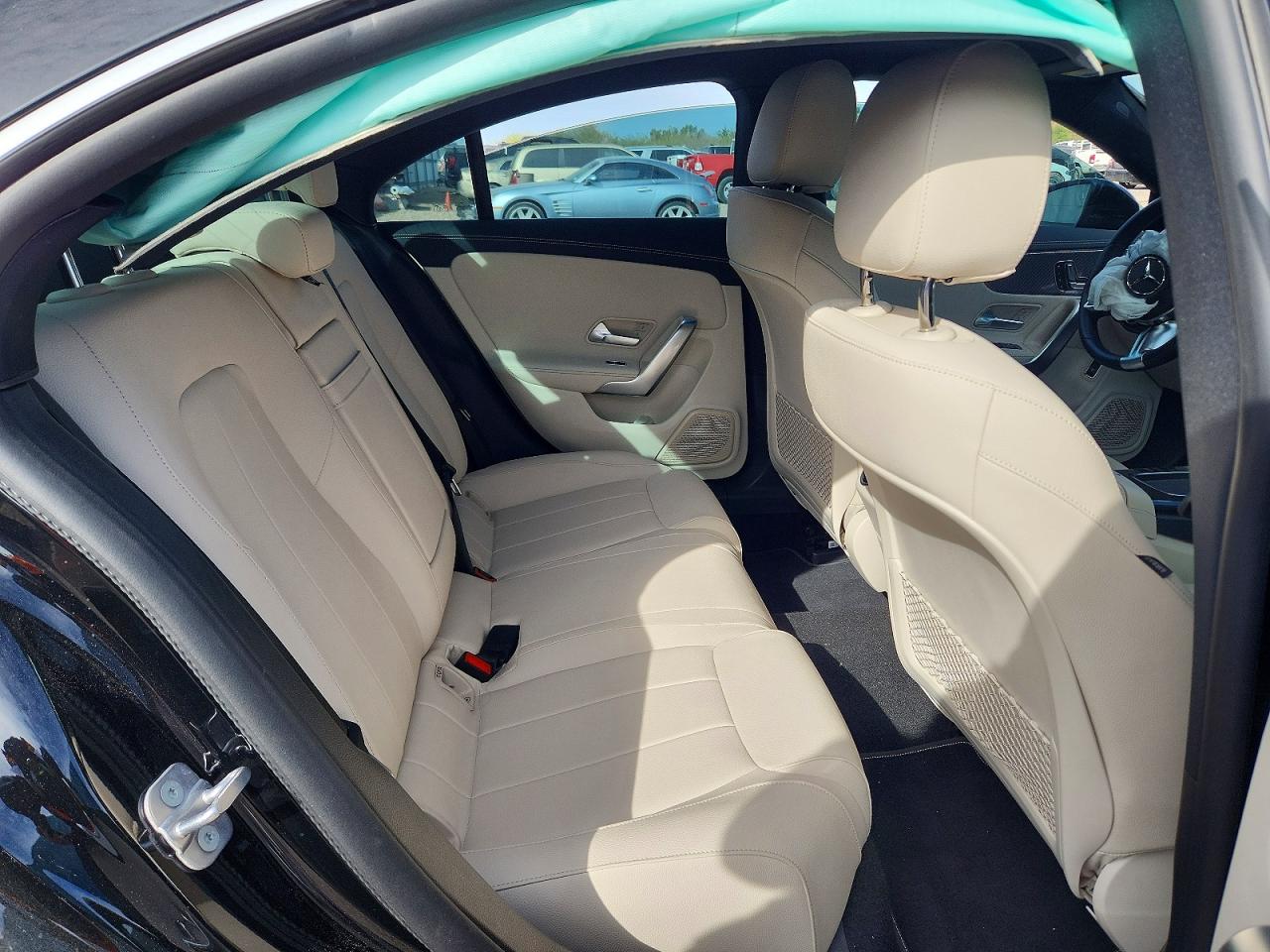 2025 MERCEDES-BENZ CLA 250 photo 37