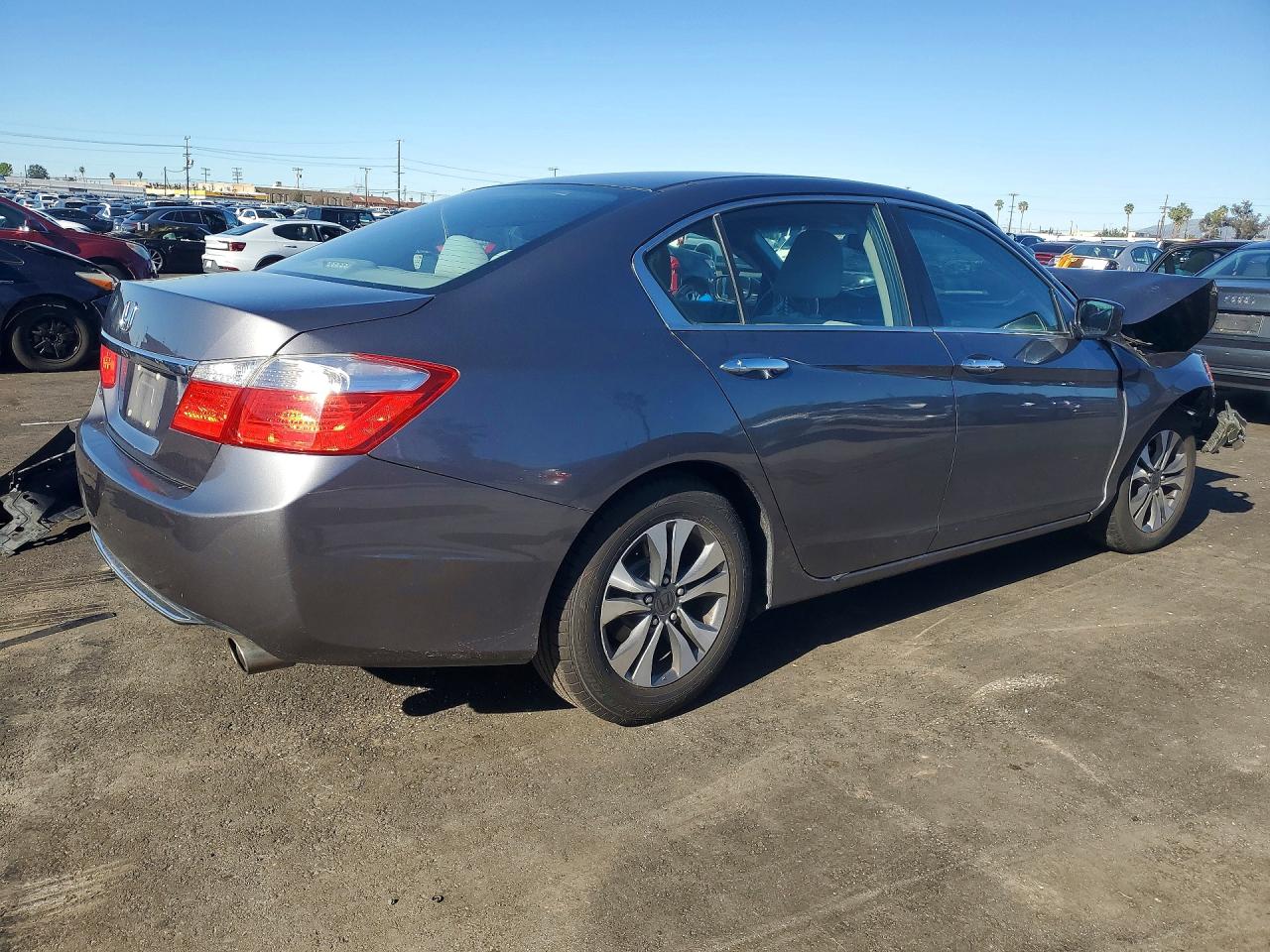 2013 HONDA ACCORD LX photo 7