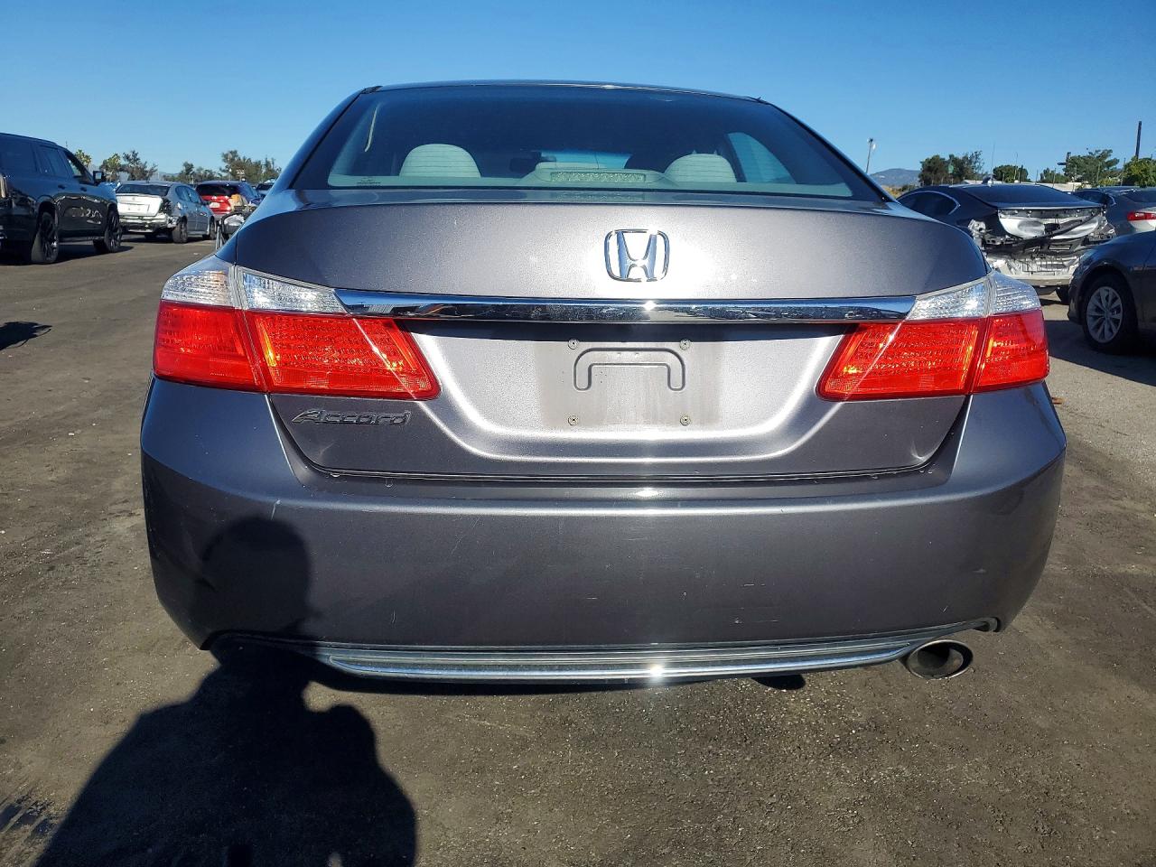 2013 HONDA ACCORD LX photo 16