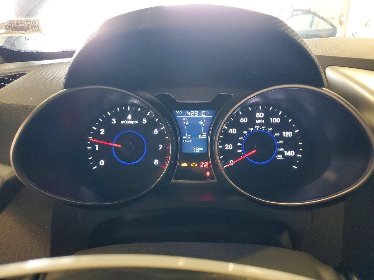 2016 HYUNDAI VELOSTER photo 17