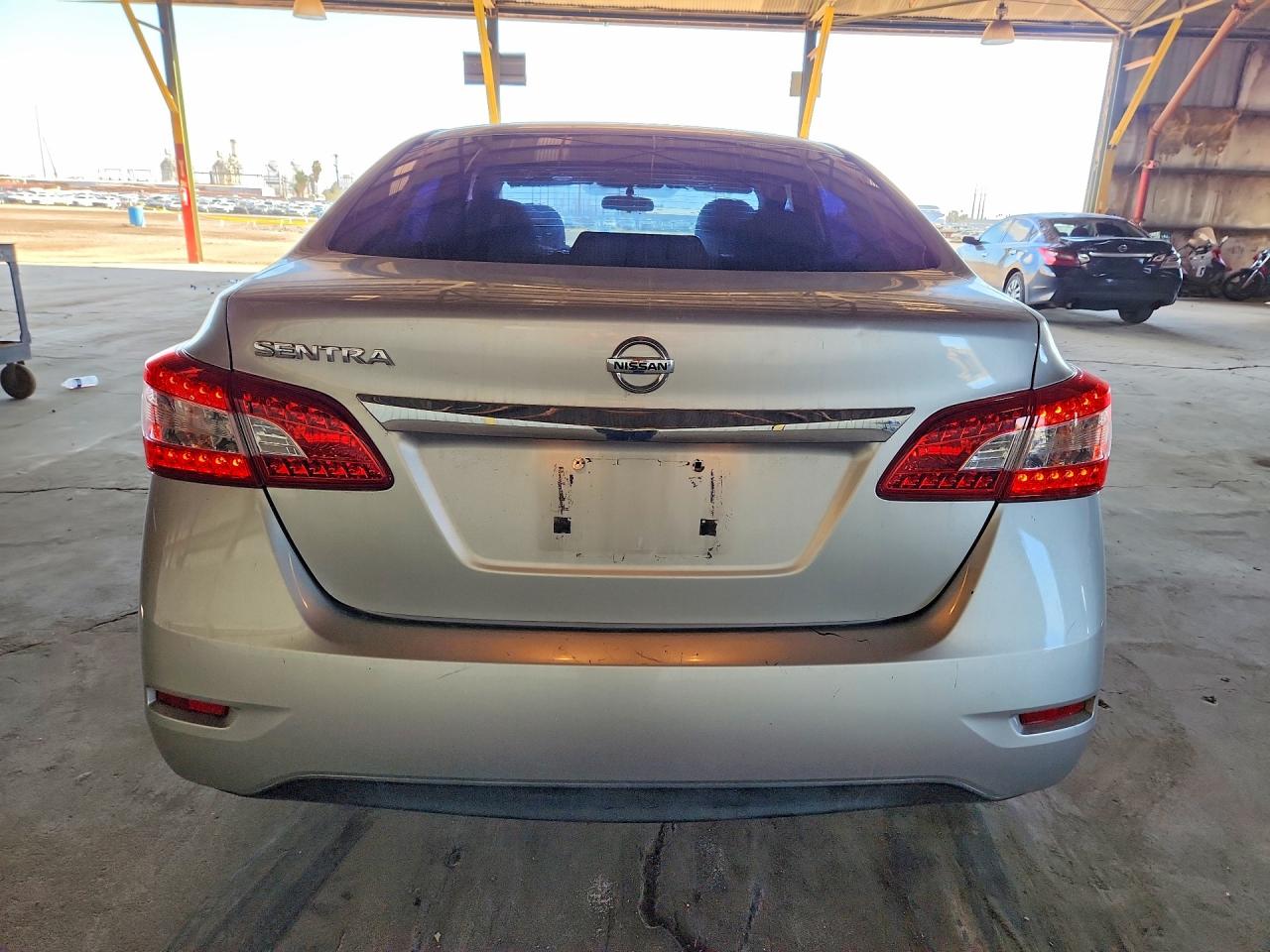 2015 NISSAN SENTRA S photo 6