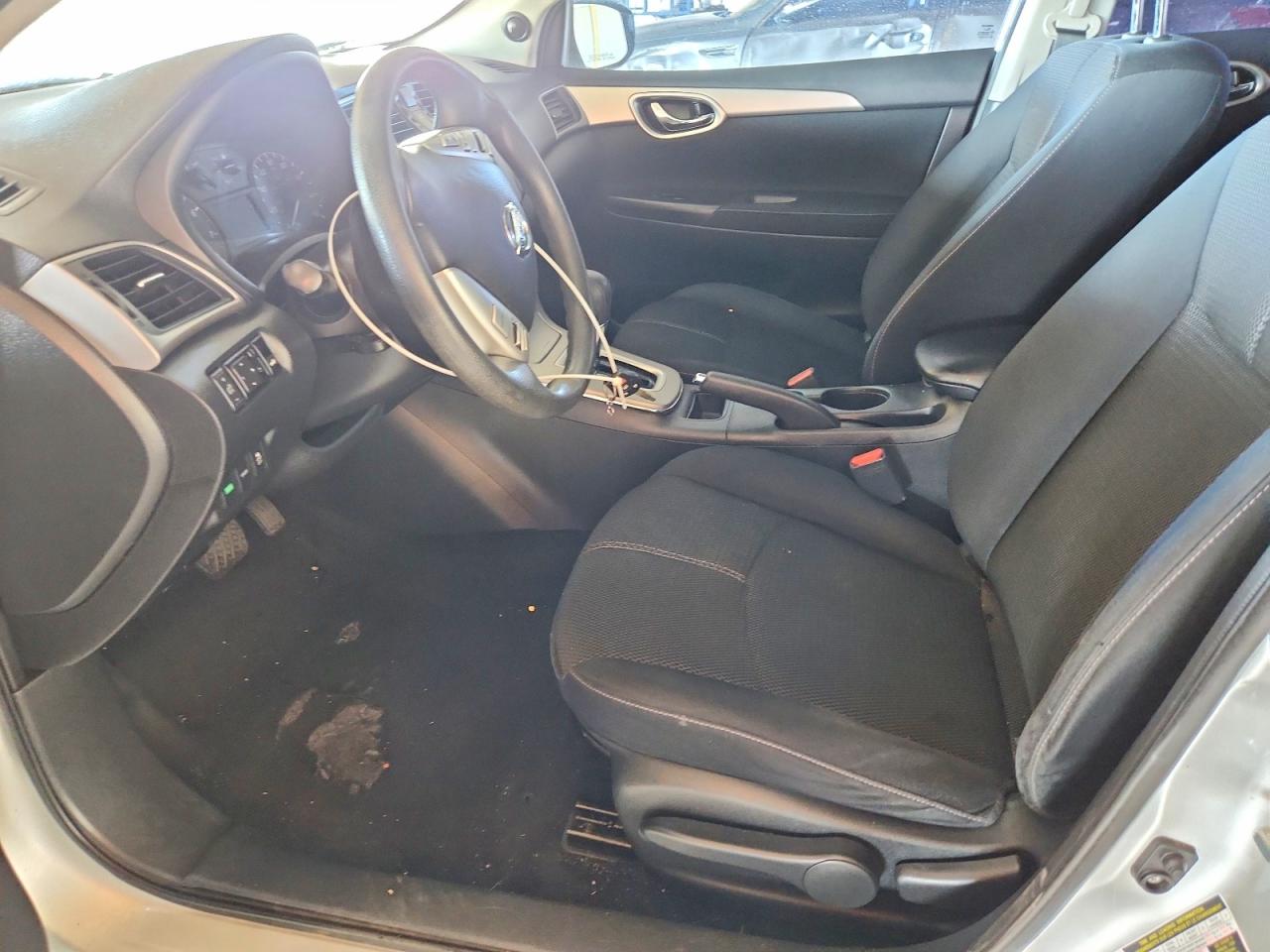 2015 NISSAN SENTRA S photo 7