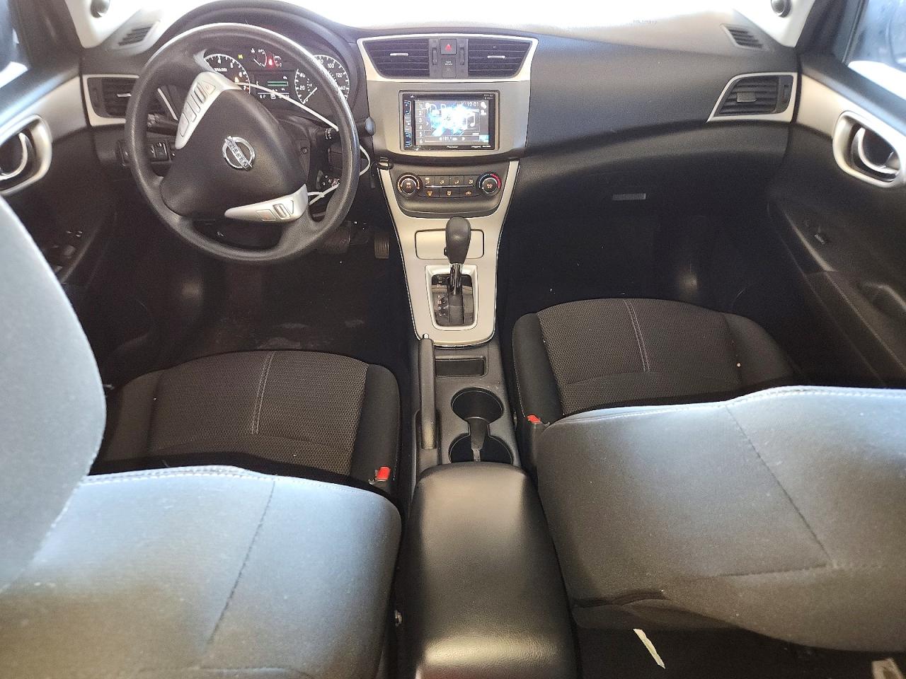2015 NISSAN SENTRA S photo 8