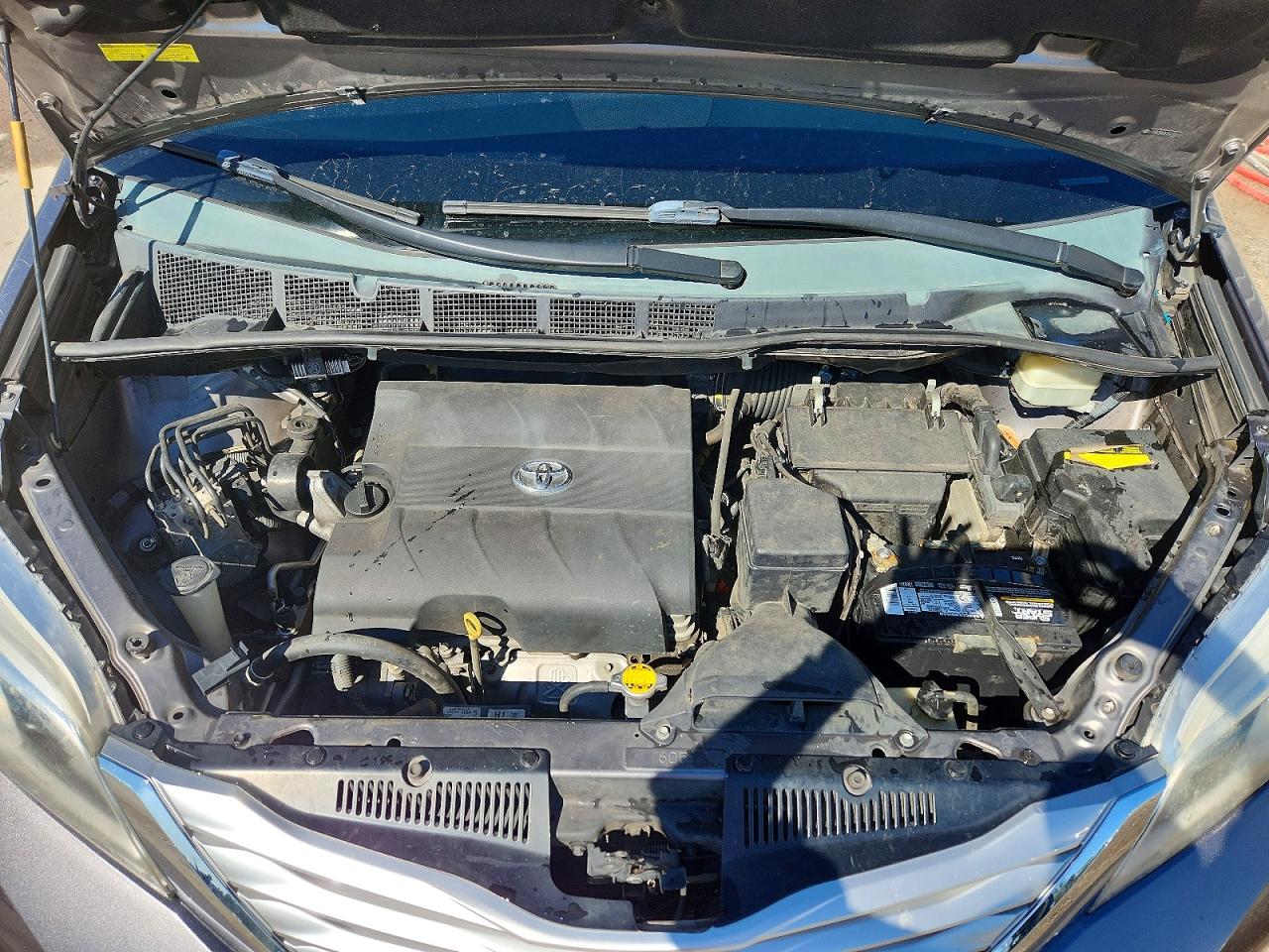 2015 TOYOTA SIENNA LIMITED 7-PASSENGER photo 12