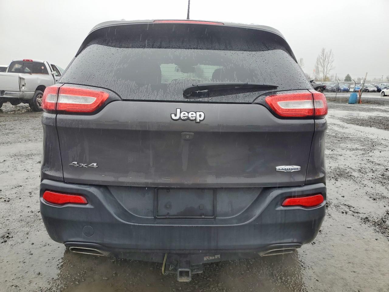 2016 JEEP CHEROKEE LATITUDE photo 11