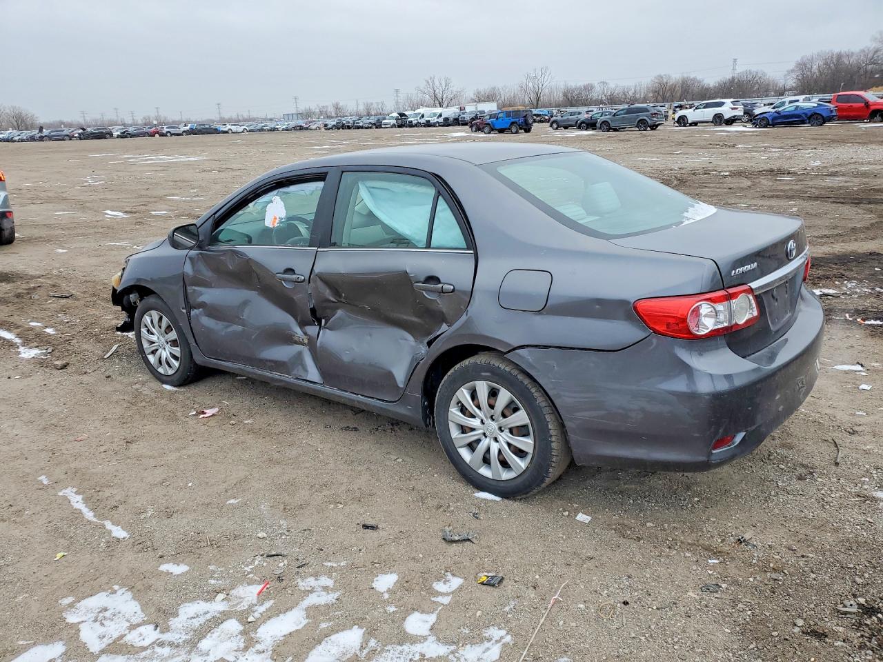 2013 TOYOTA COROLLA BASE photo 3