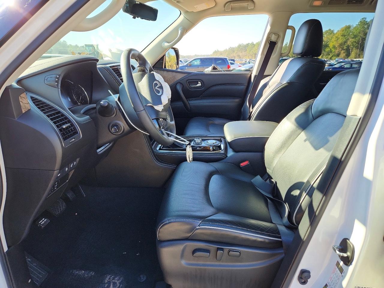 2021 INFINITI QX80 LUXE photo 19