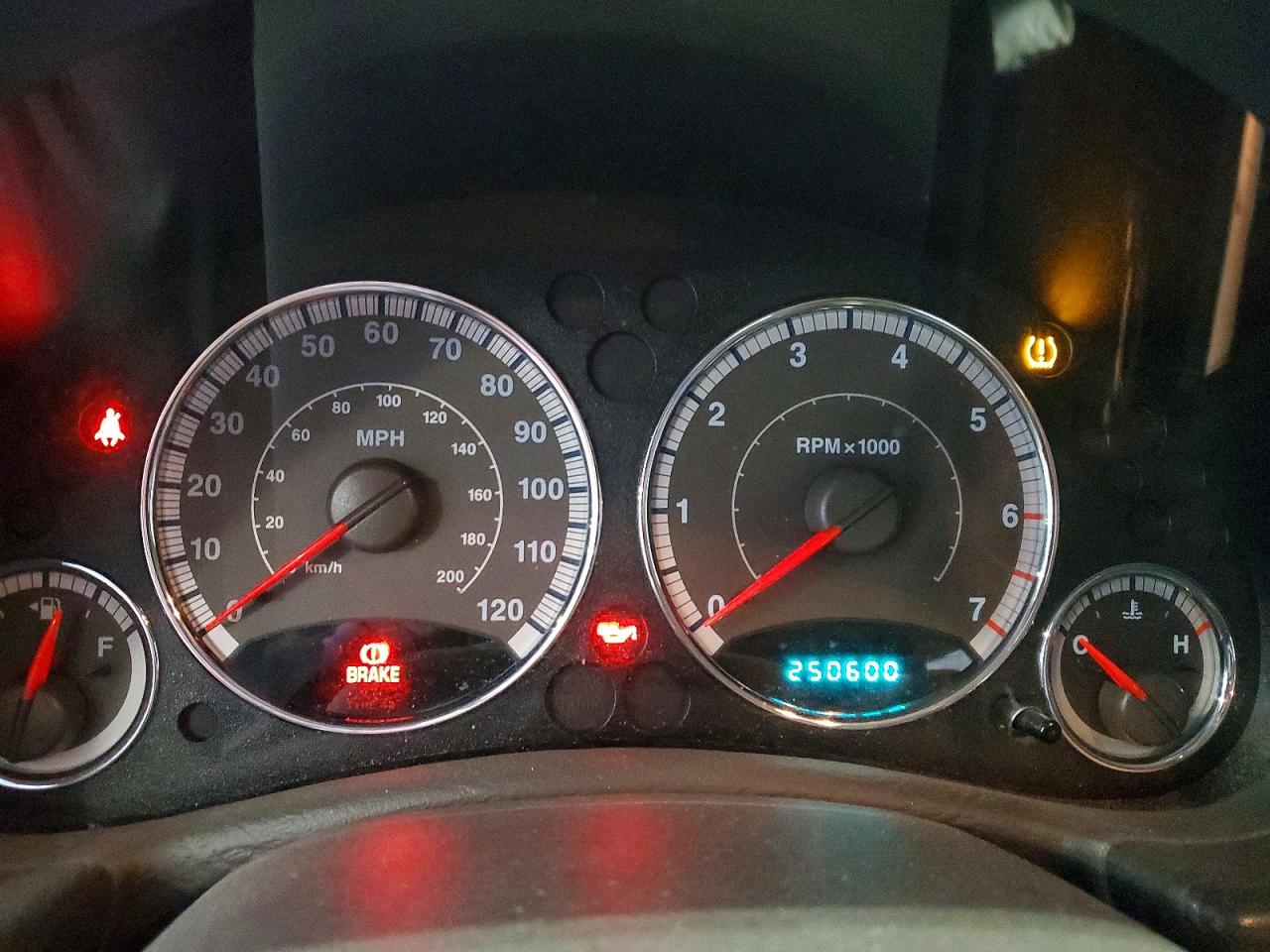 2005 JEEP LIBERTY LIMITED photo 17