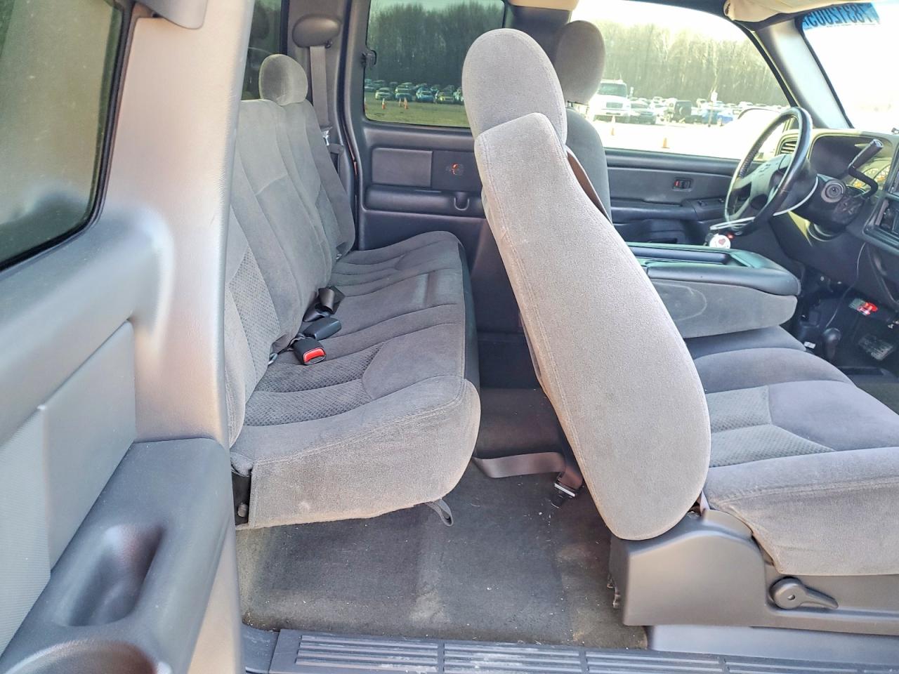 2005 CHEVROLET SILVERADO K1500 photo 10