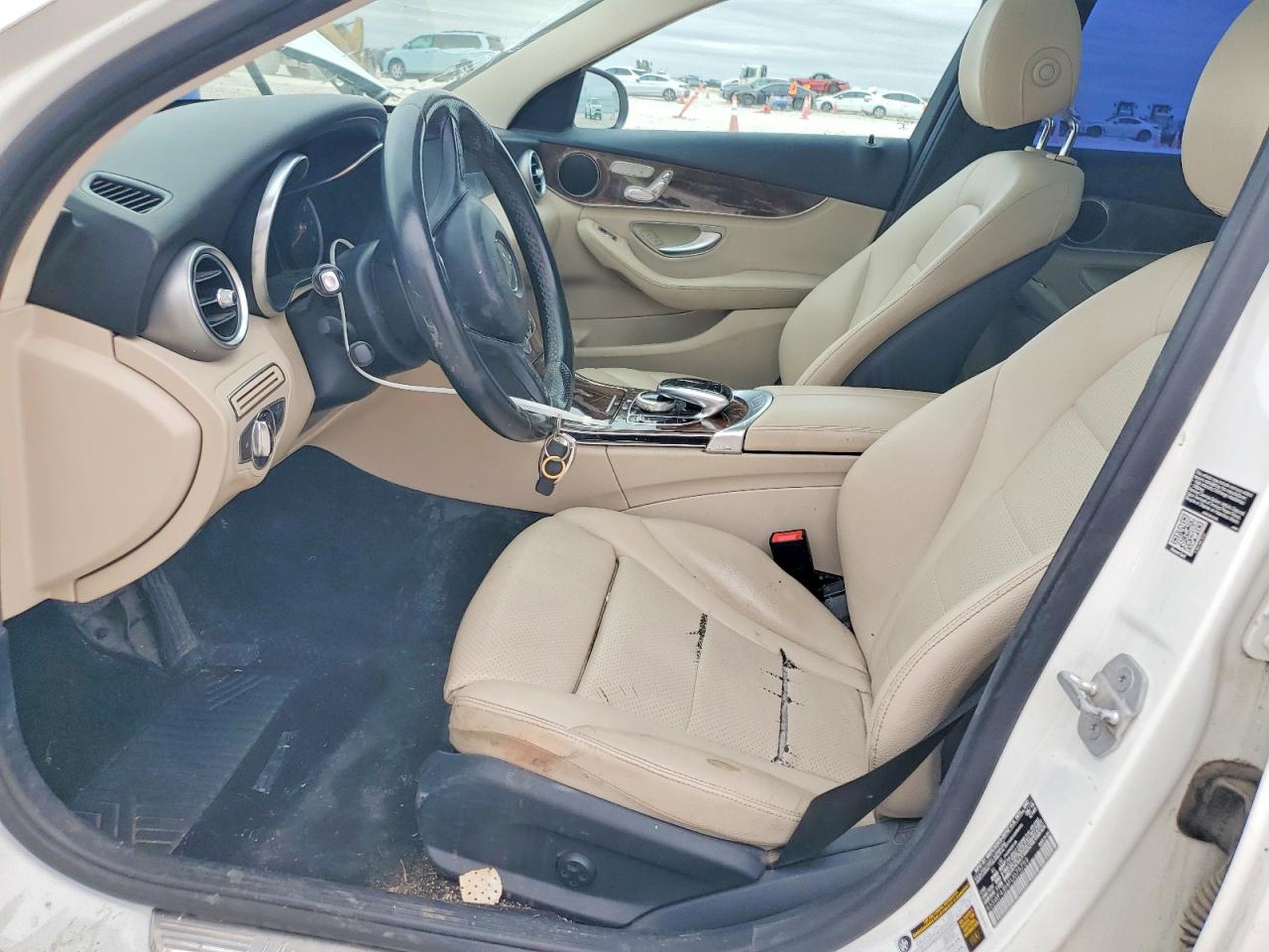 2015 MERCEDES-BENZ C 300 photo 13