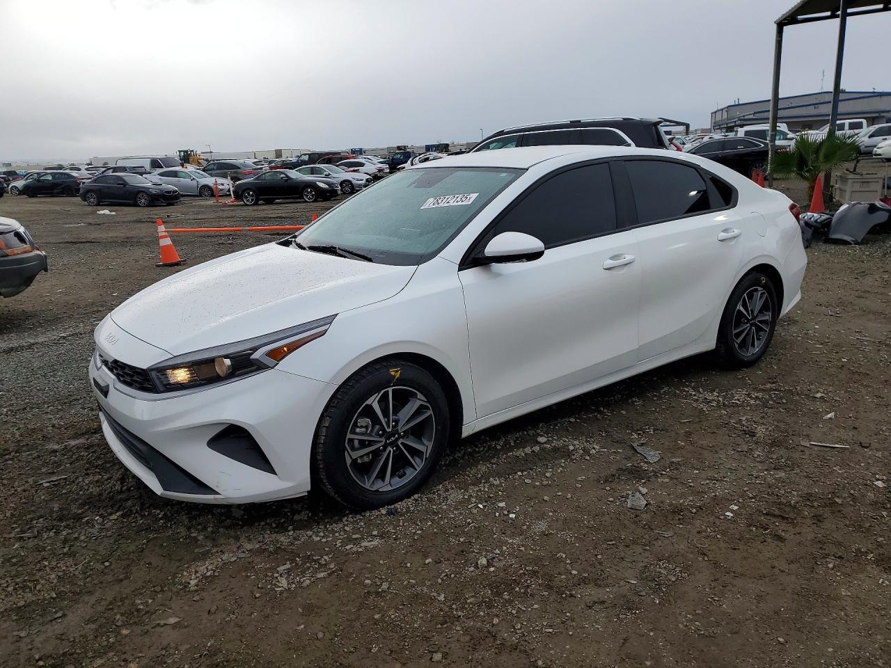 2023 KIA FORTE