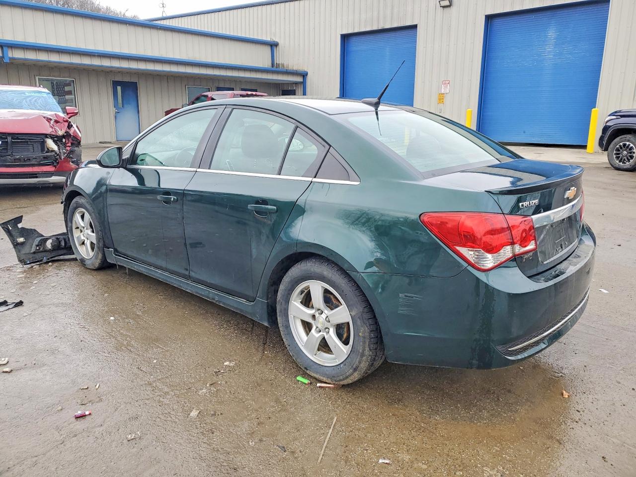 2014 CHEVROLET CRUZE LT photo 2
