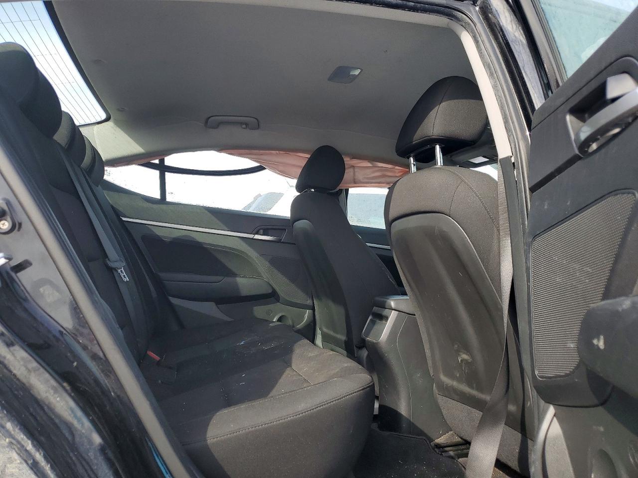 2020 HYUNDAI ELANTRA SEL photo 10