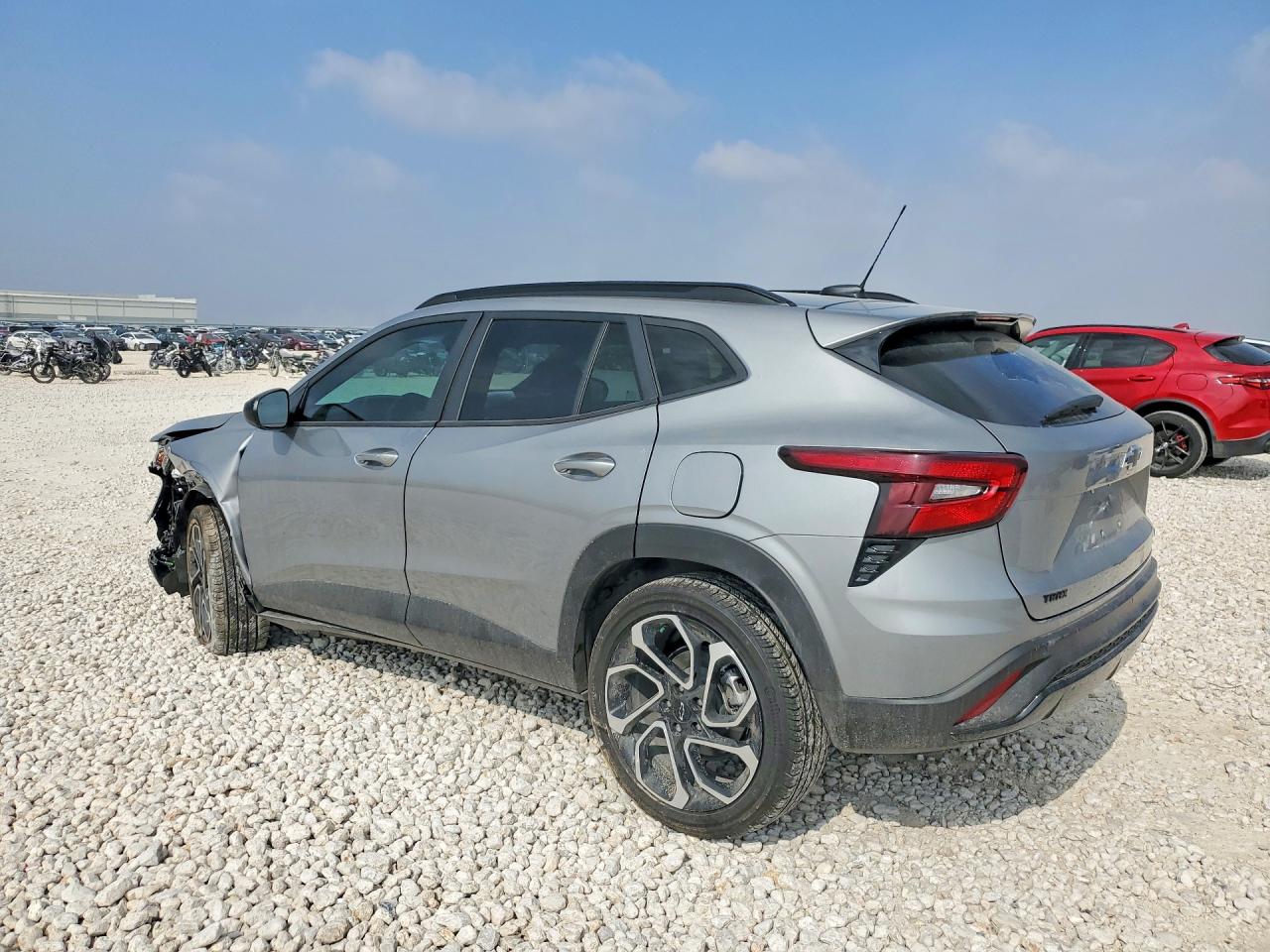 2025 CHEVROLET TRAX 2RS photo 3