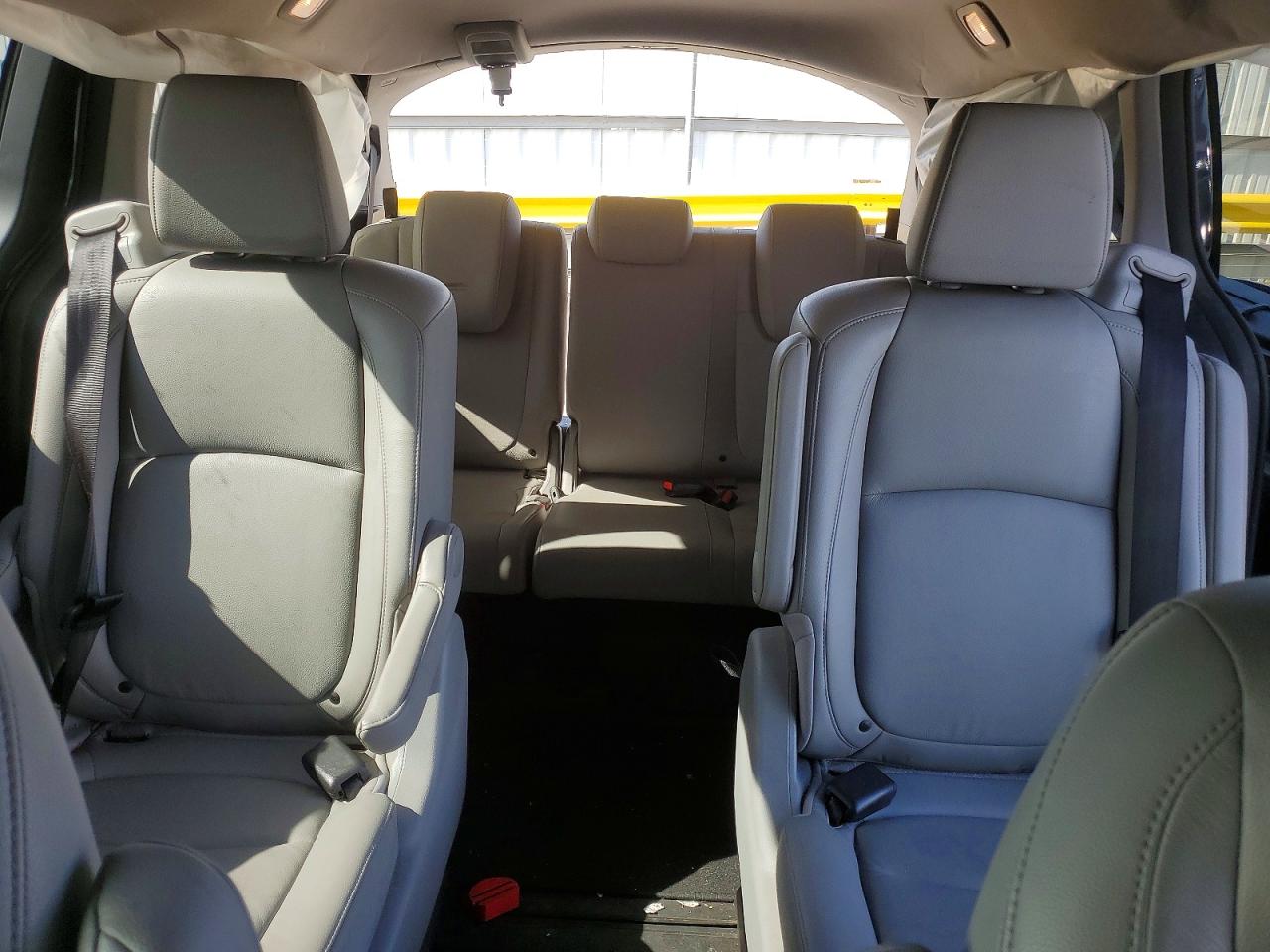 2019 HONDA ODYSSEY EXL photo 10
