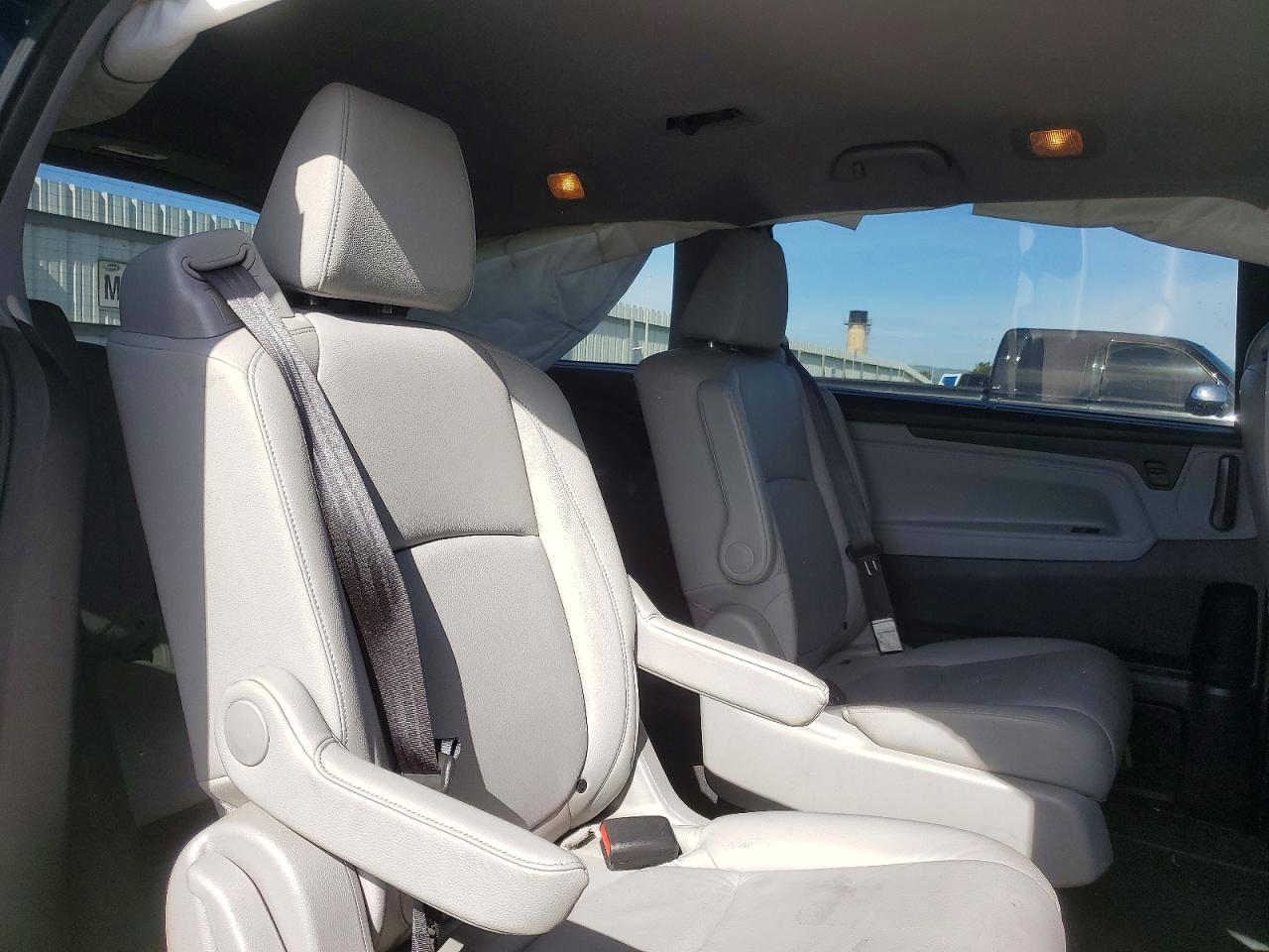 2019 HONDA ODYSSEY EXL photo 11