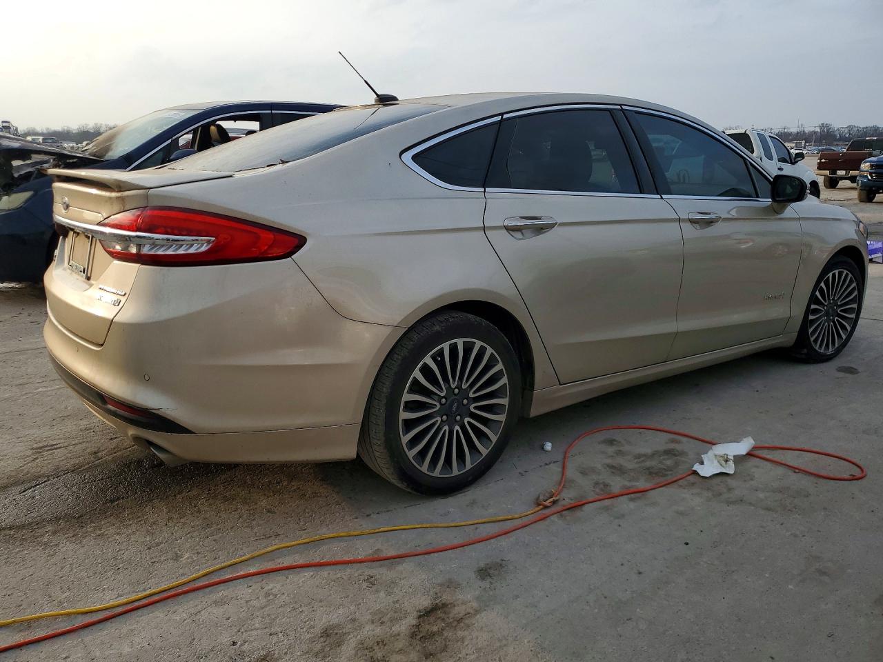 2018 FORD FUSION TITANIUM/PLATINUM HEV photo 7