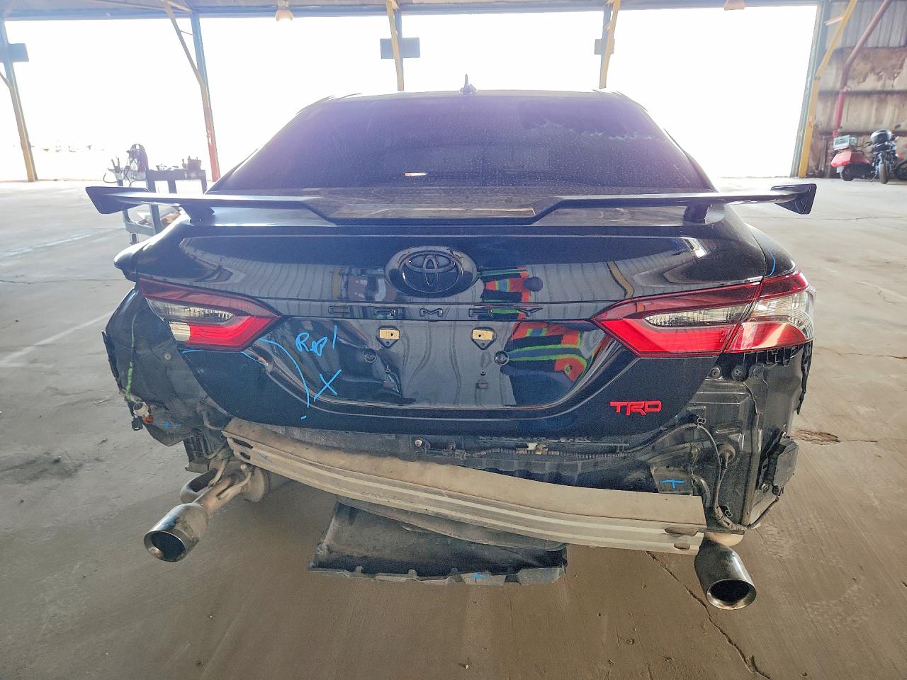 2022 TOYOTA CAMRY TRD photo 11
