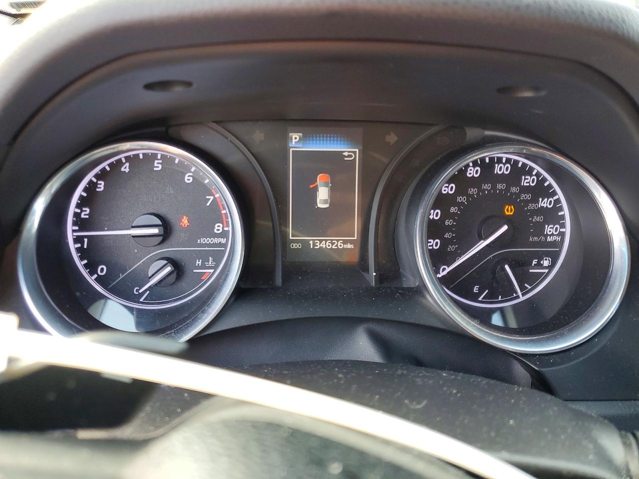 2020 TOYOTA CAMRY SE photo 17