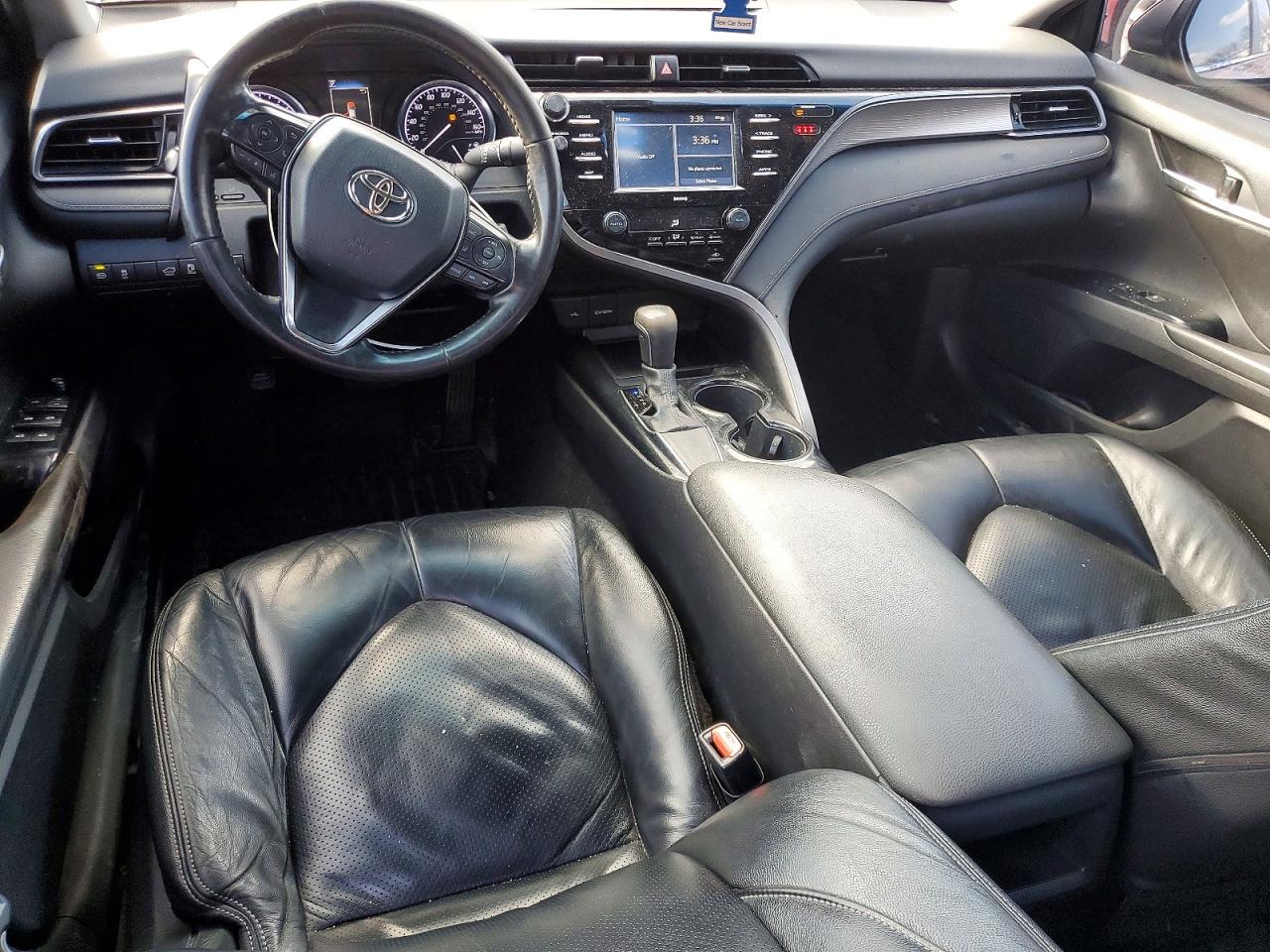 2020 TOYOTA CAMRY SE photo 15