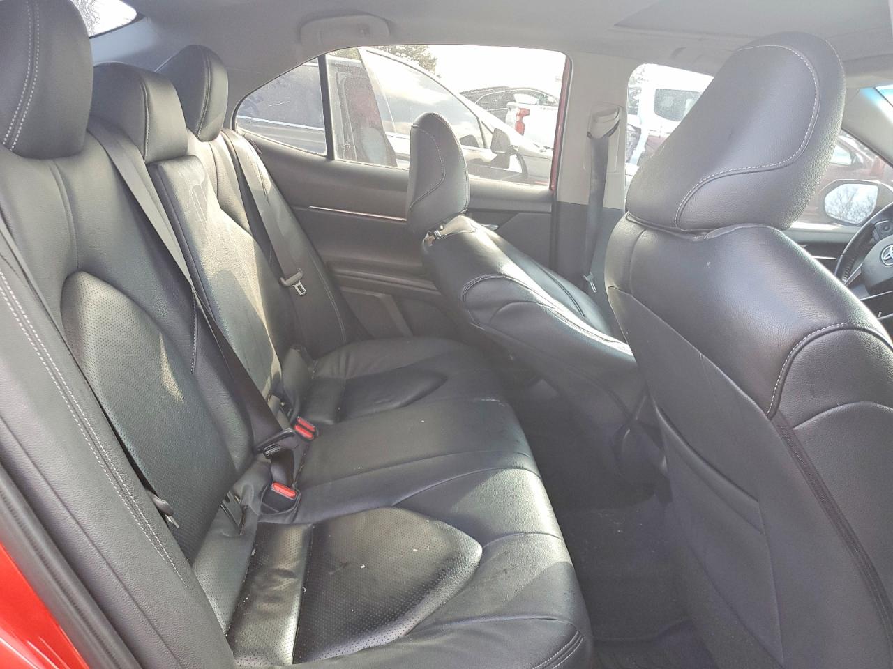 2020 TOYOTA CAMRY SE photo 19