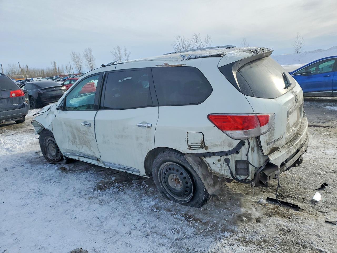 2013 NISSAN PATHFINDER S photo 2