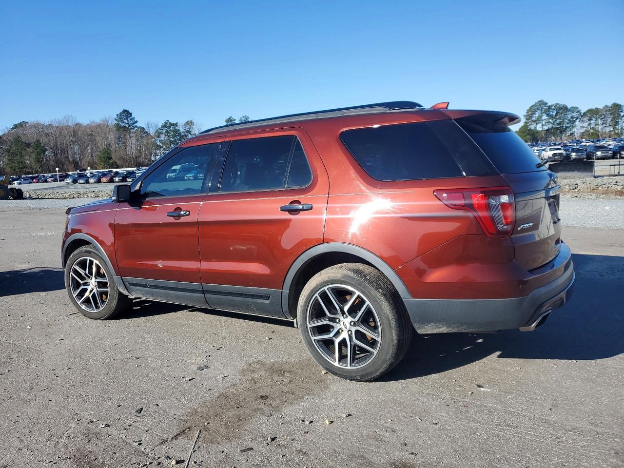2016 FORD EXPLORER SPORT photo 2