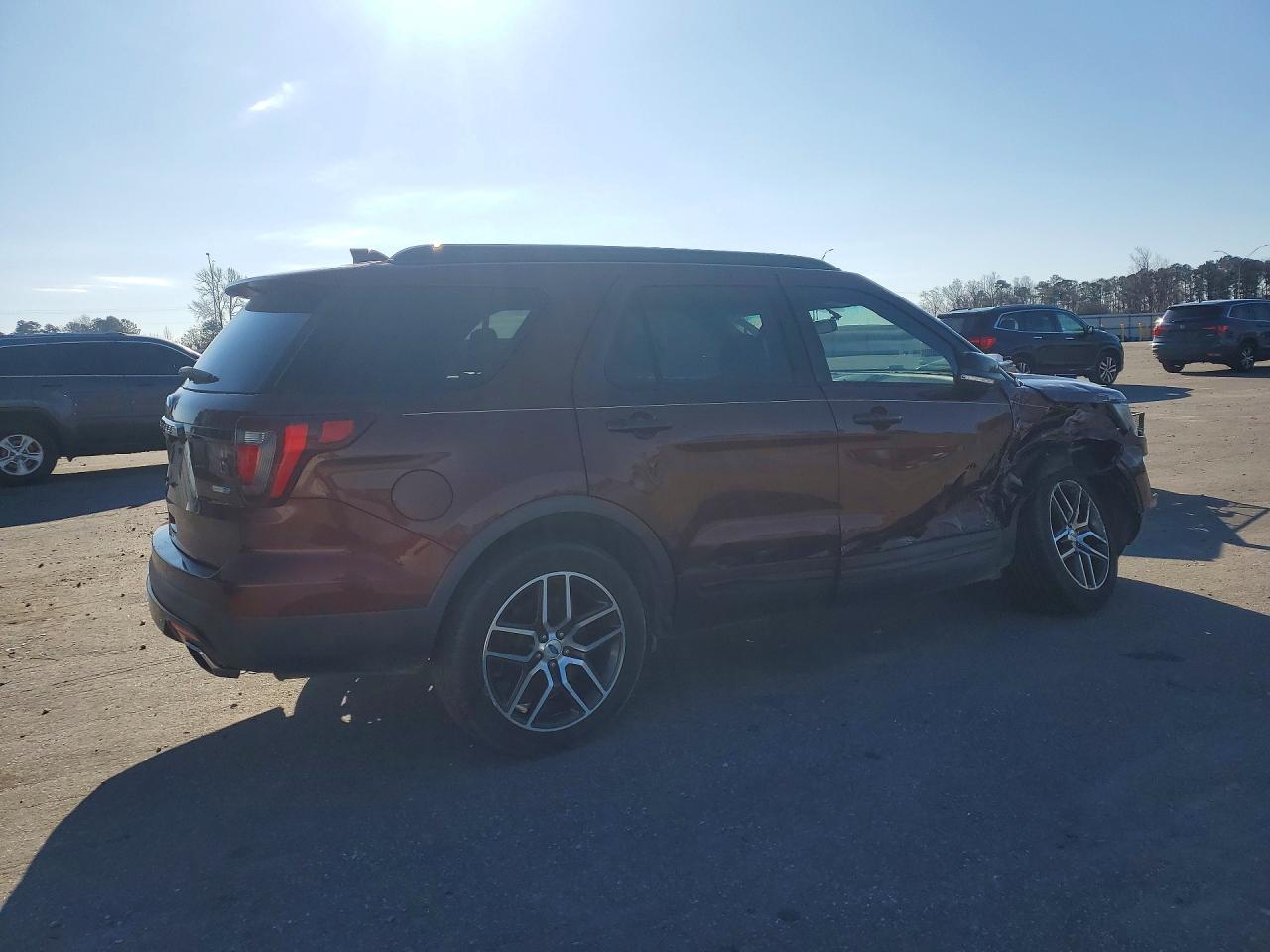 2016 FORD EXPLORER SPORT photo 3
