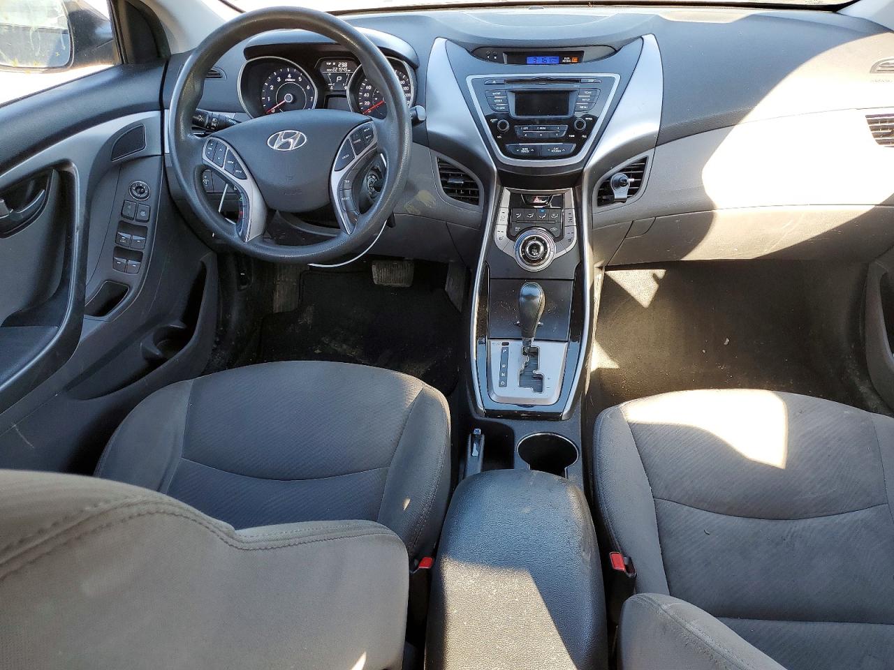 2013 HYUNDAI ELANTRA GLS photo 15