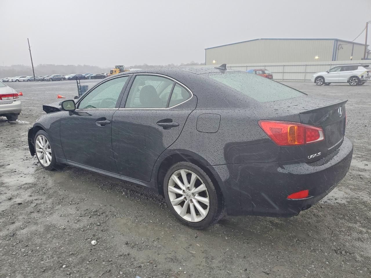 2009 LEXUS IS photo 3