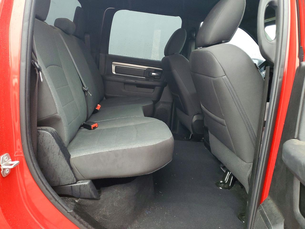 2022 RAM 1500 CLASSIC SLT photo 19