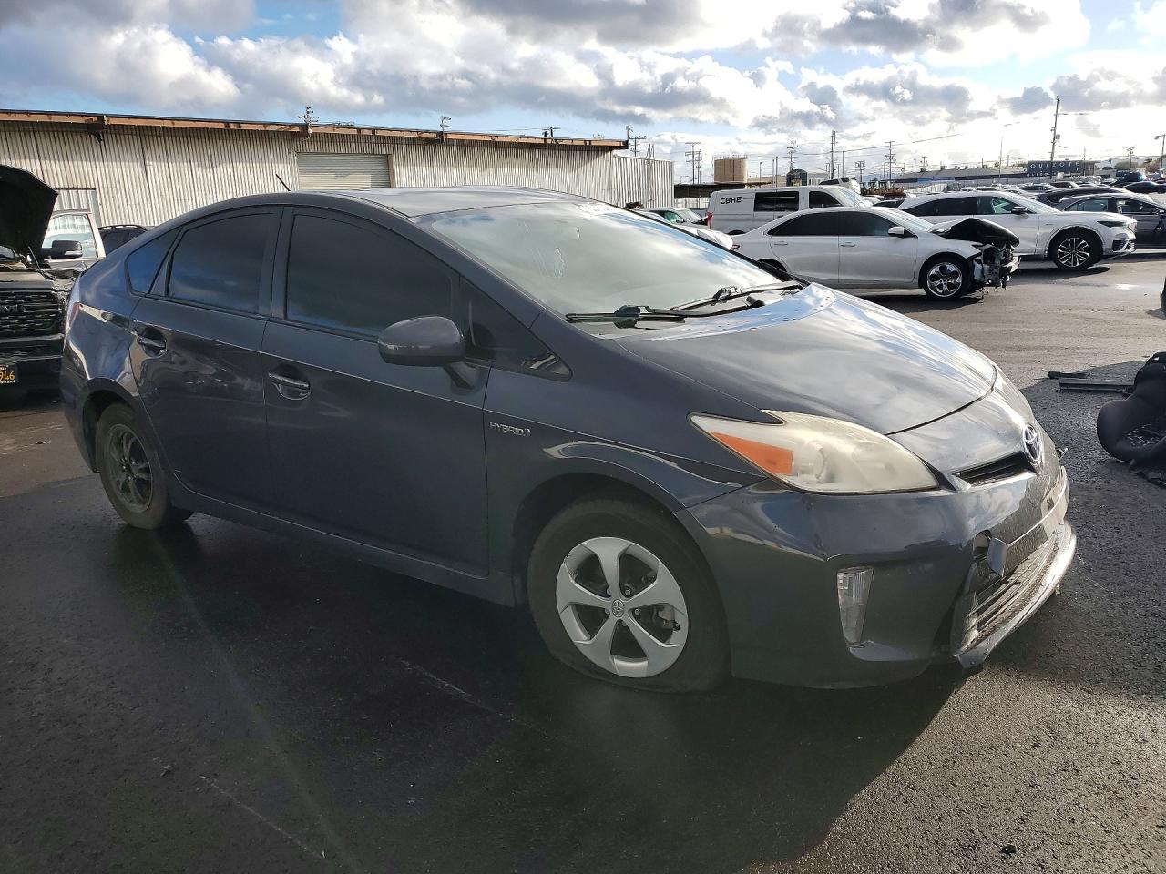 2012 TOYOTA PRIUS TWO photo 4